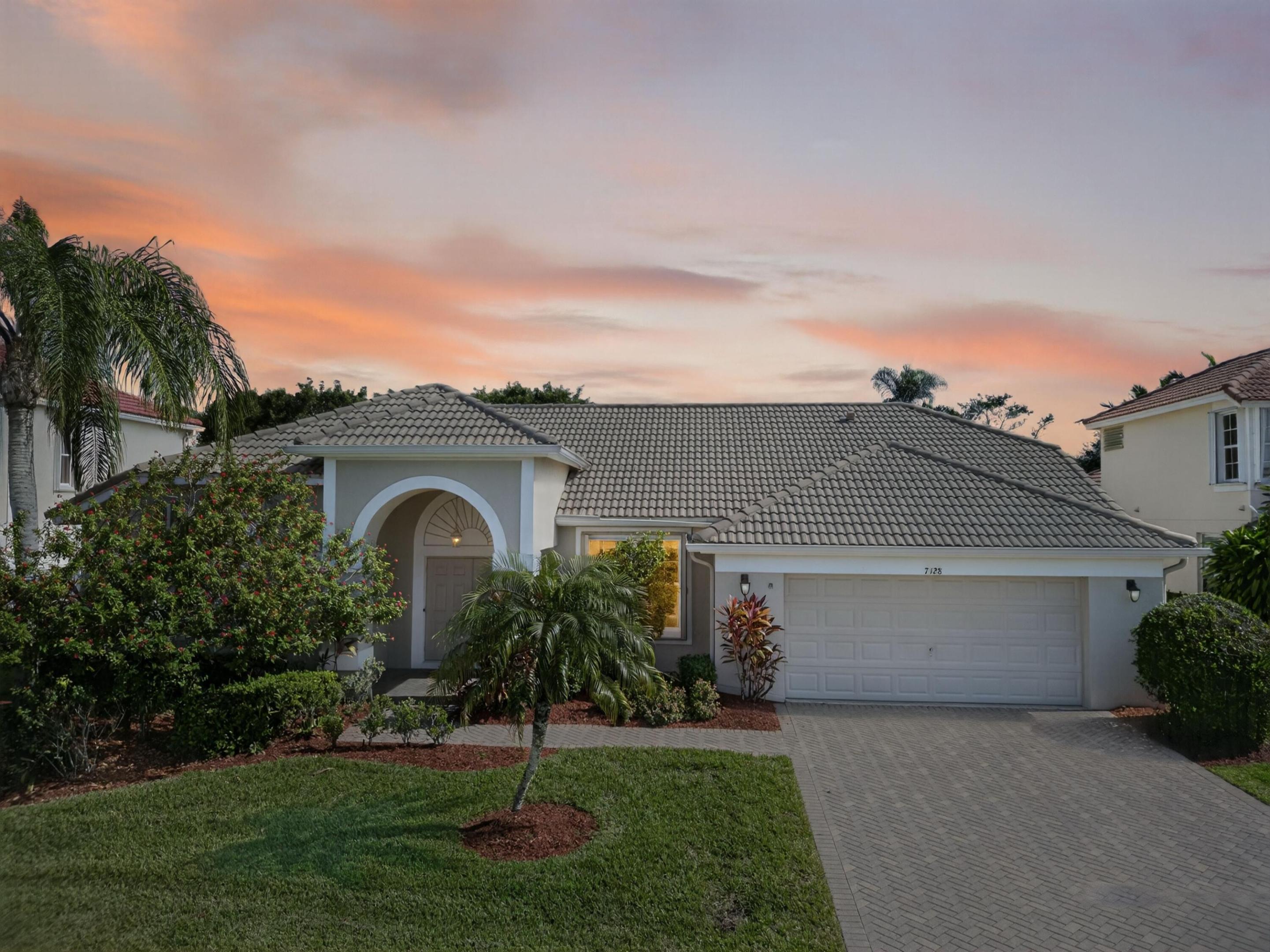 7128 Brunswick Circle