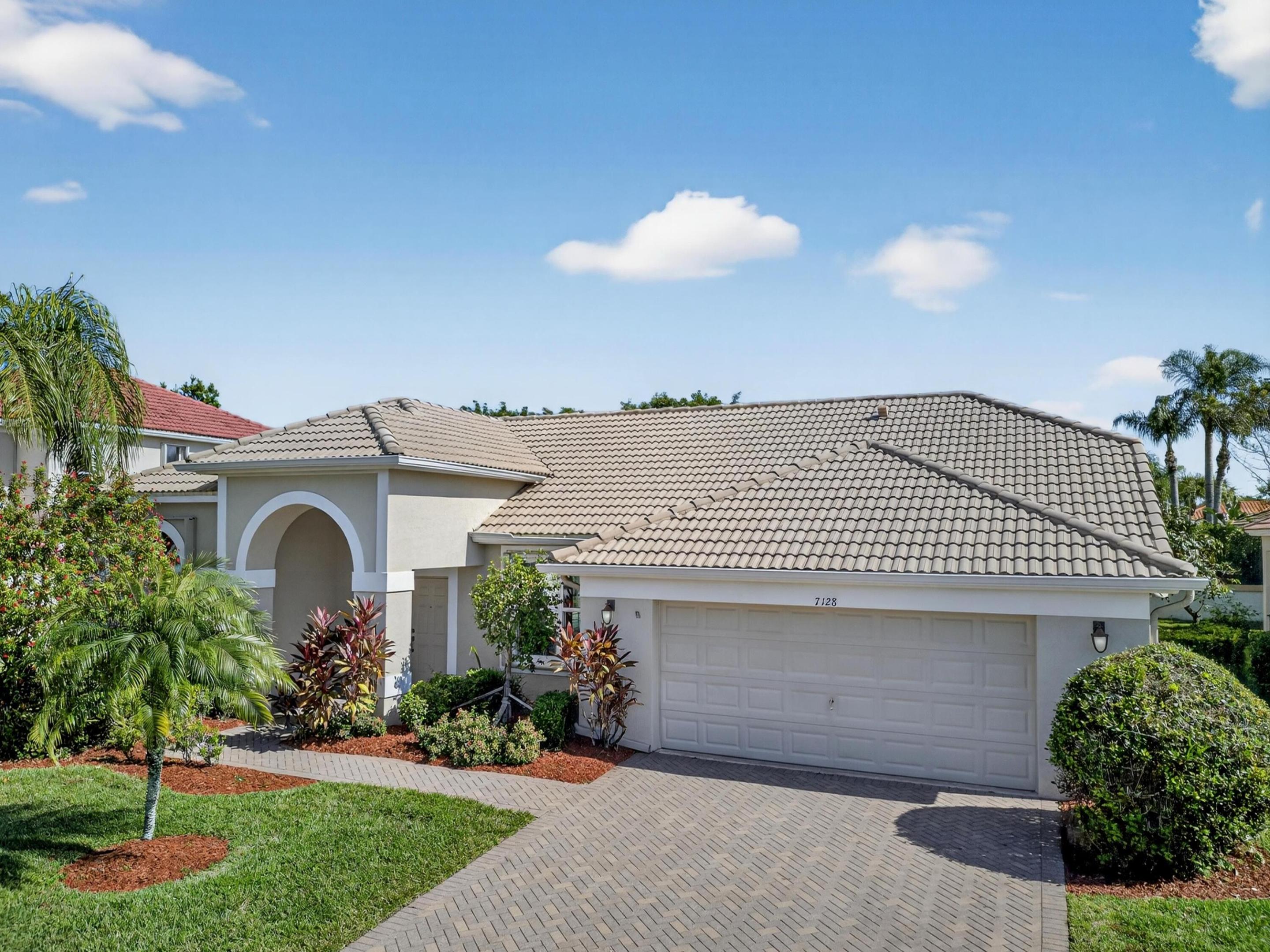 7128 Brunswick Circle