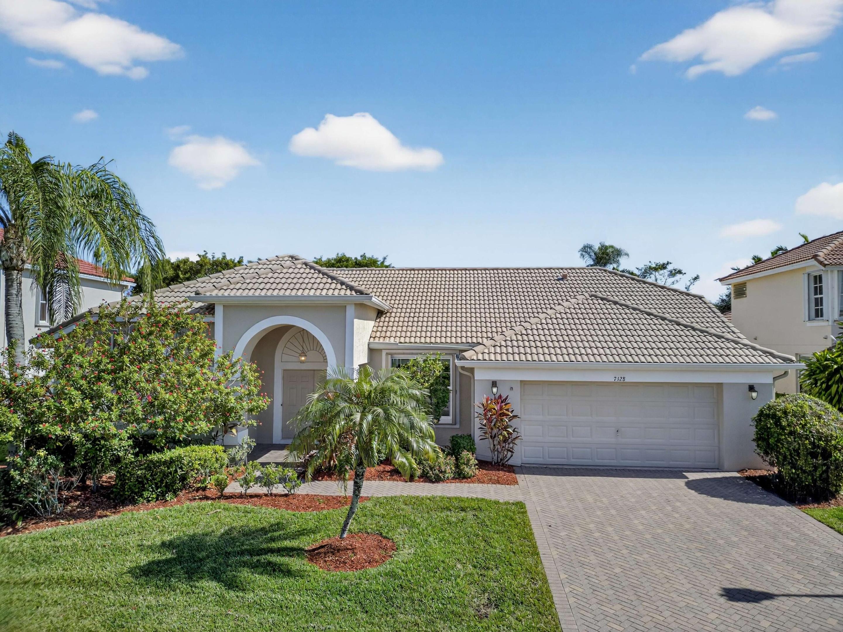 7128 Brunswick Circle