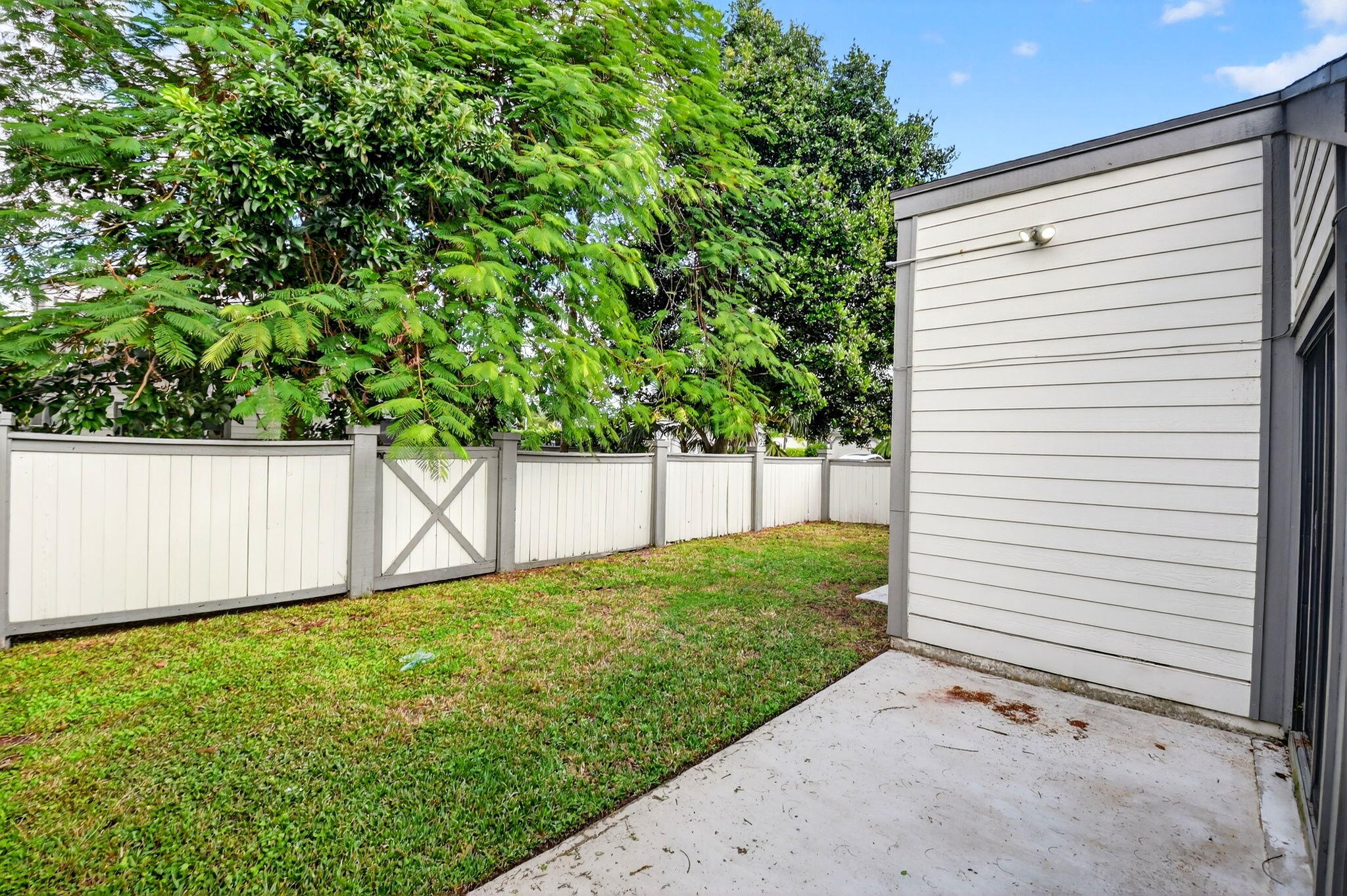 2515 Bedford Mews Drive