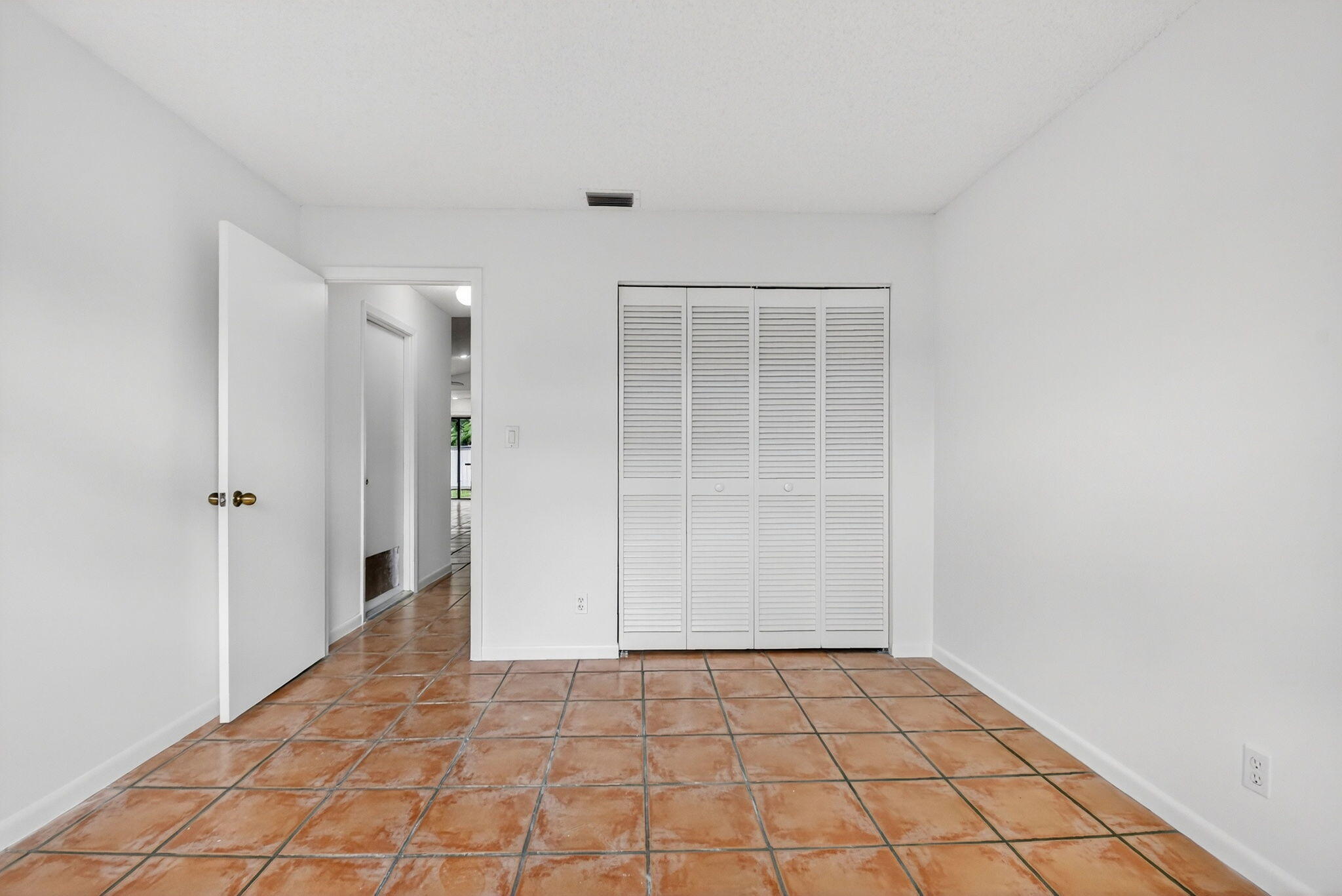 2515 Bedford Mews Drive