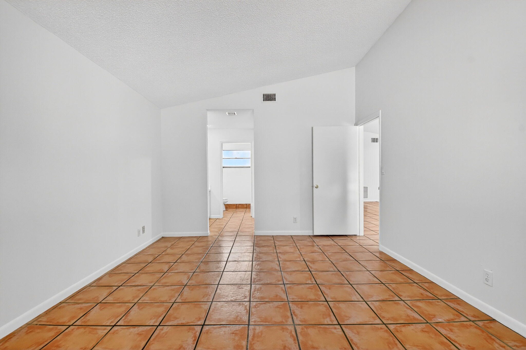 2515 Bedford Mews Drive