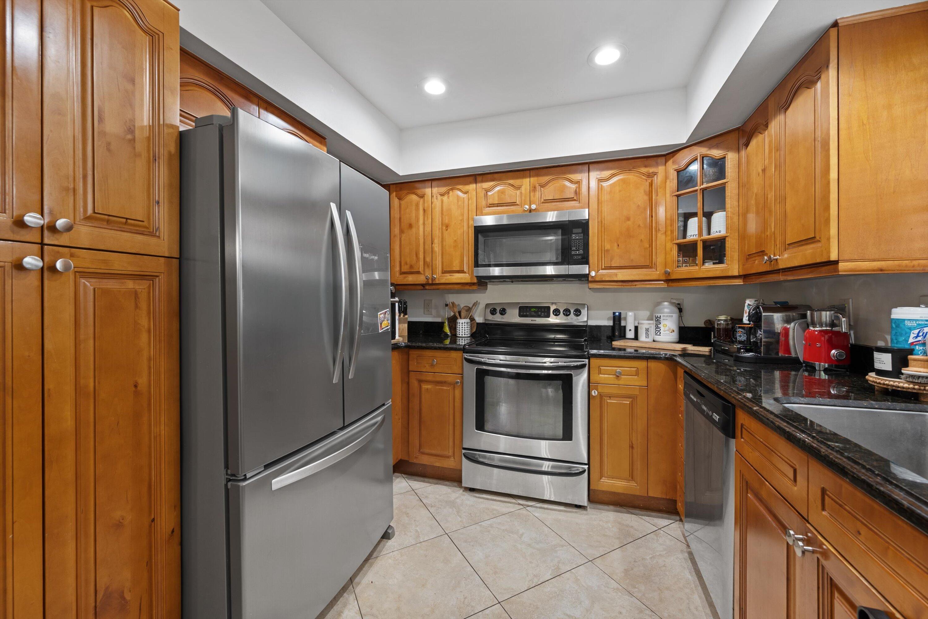 404 Pine Tree Court 6