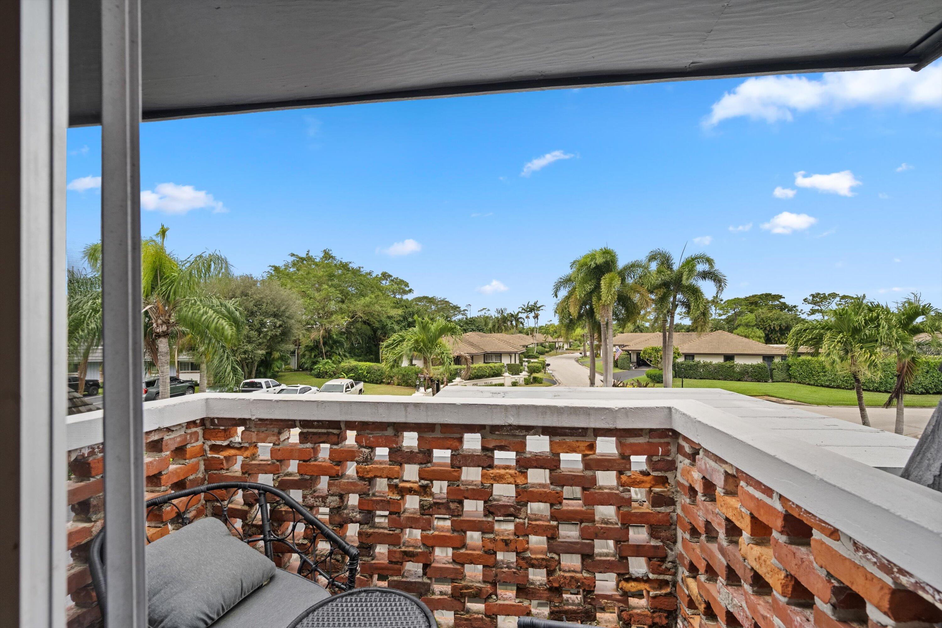 404 Pine Tree Court 6