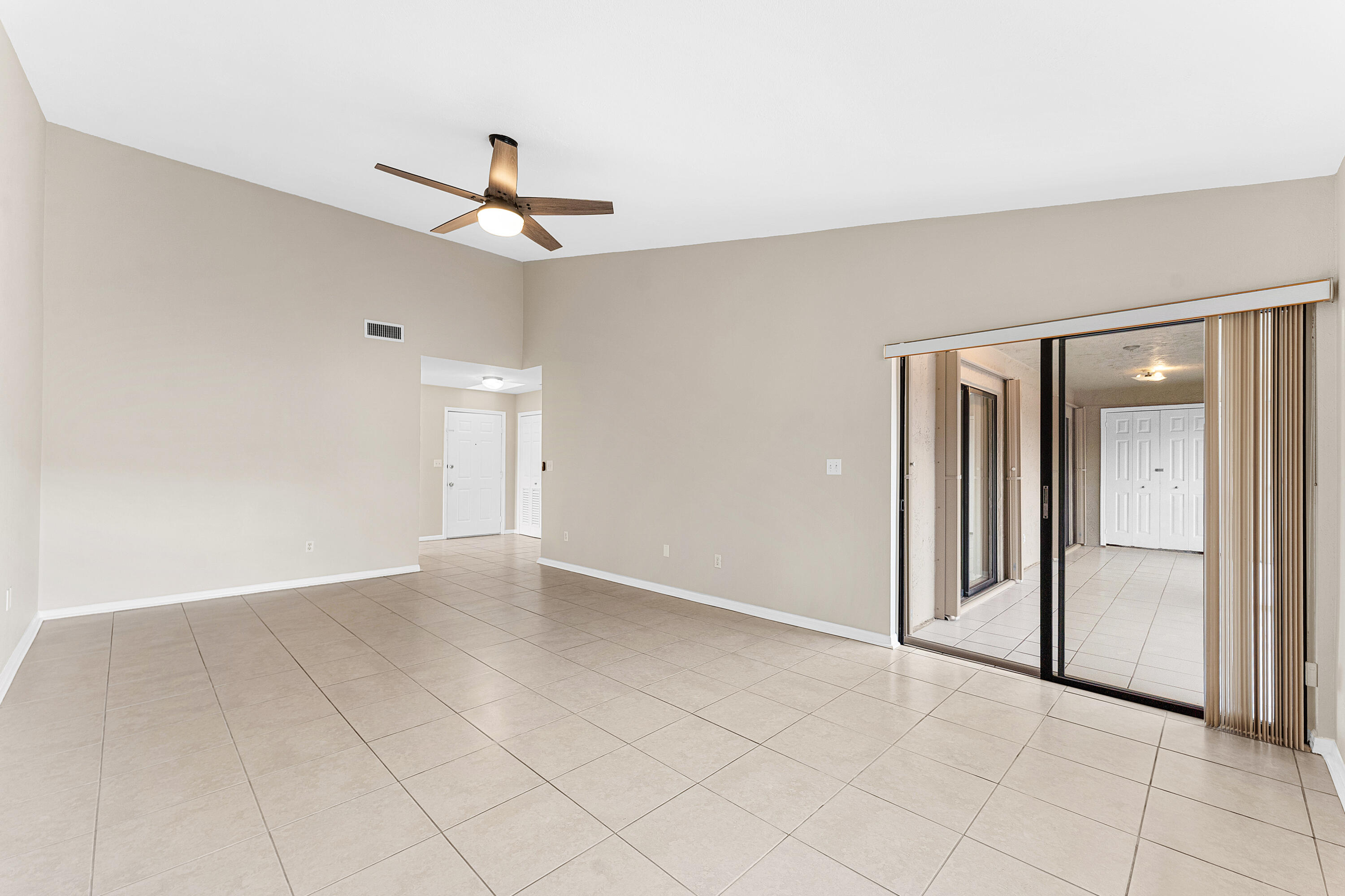 1593 Cabot Lane 8