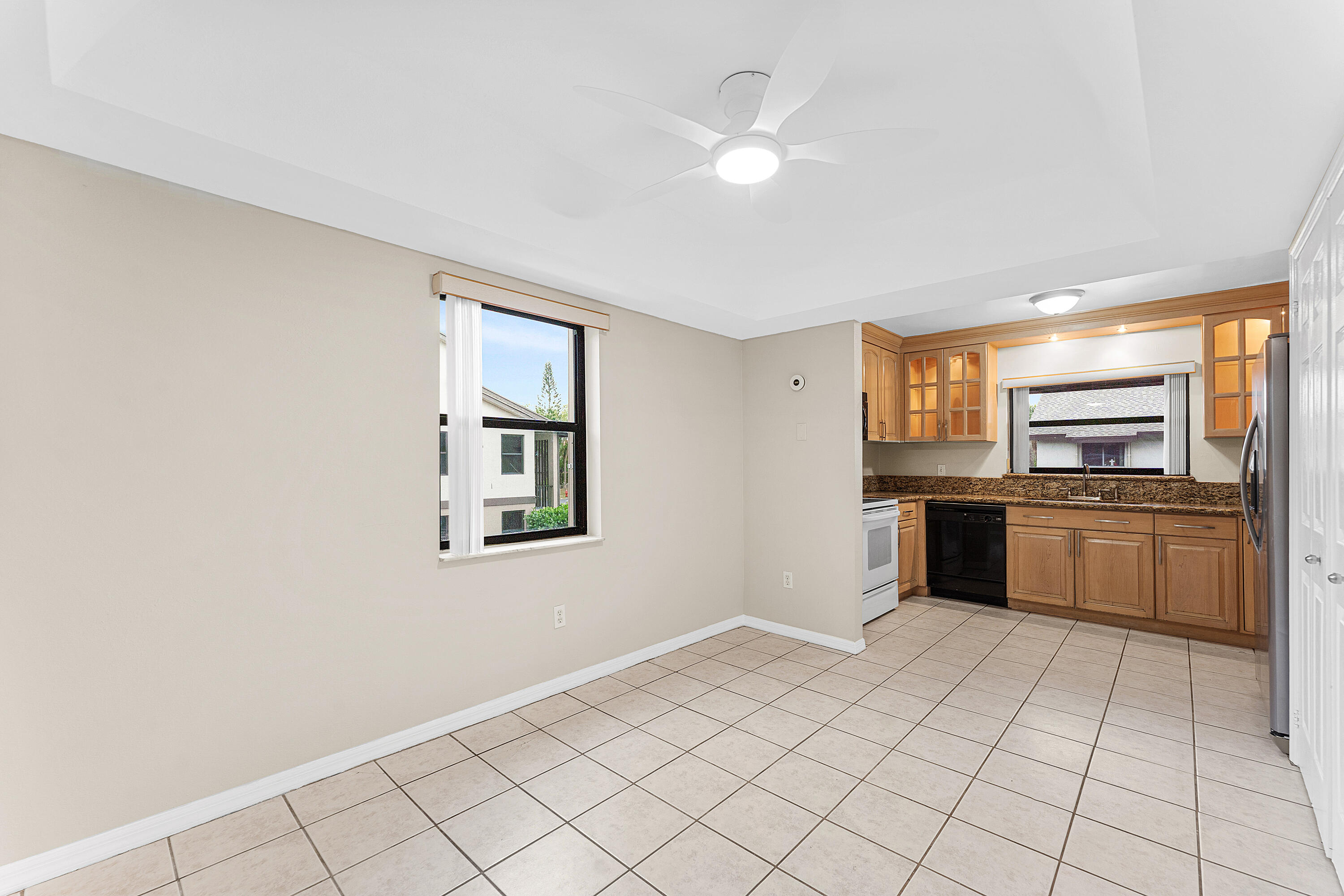 1593 Cabot Lane 8