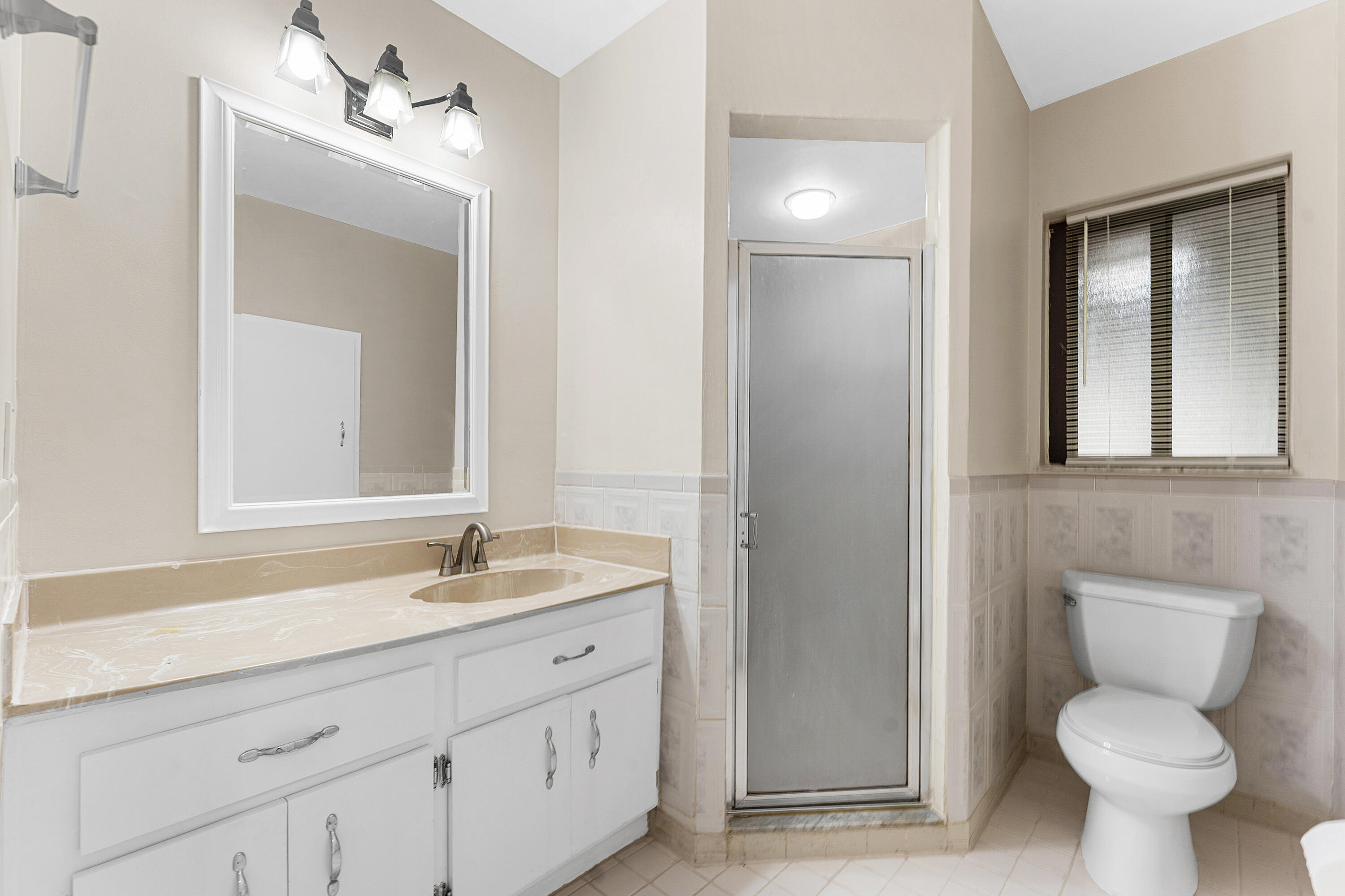 1593 Cabot Lane 8