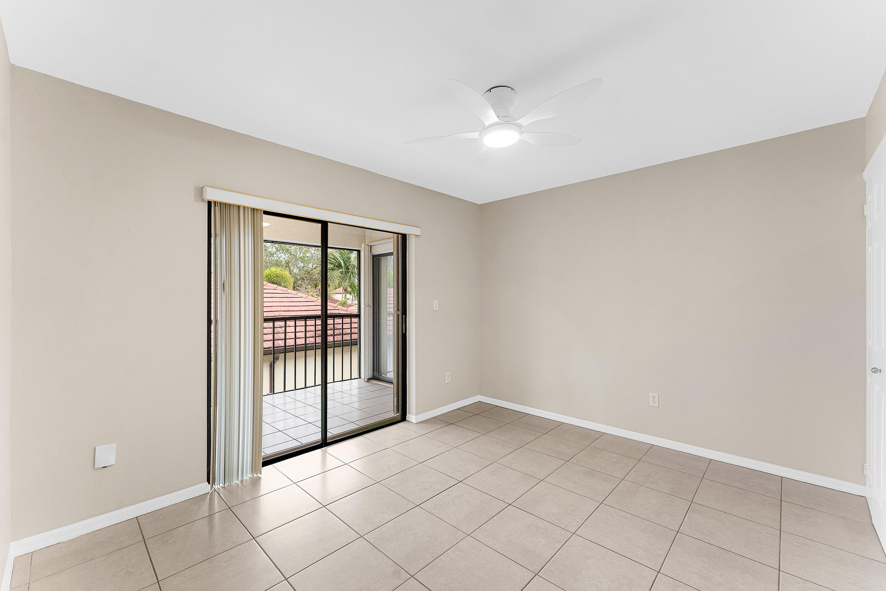1593 Cabot Lane 8