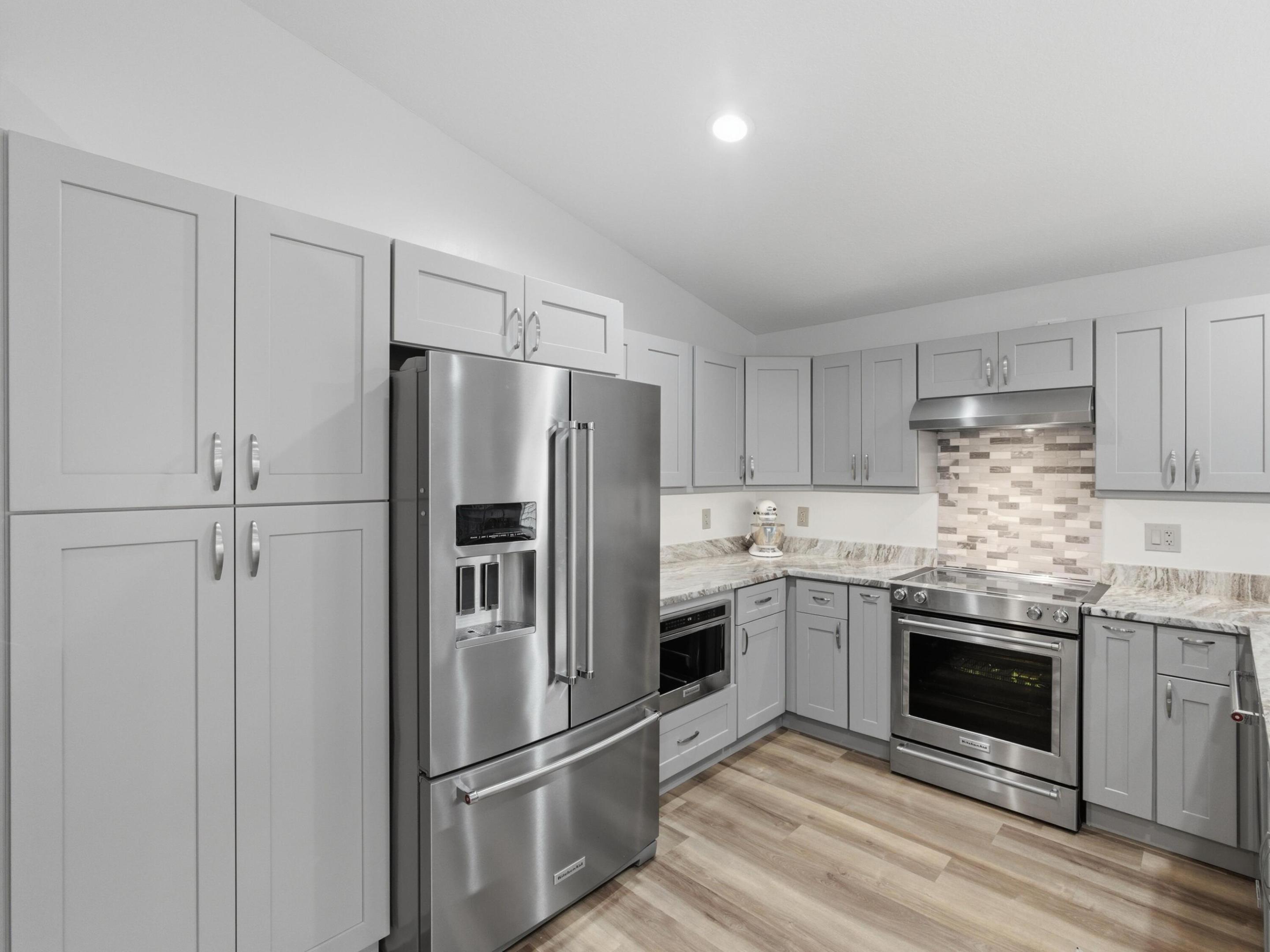 8126 Duomo Circle