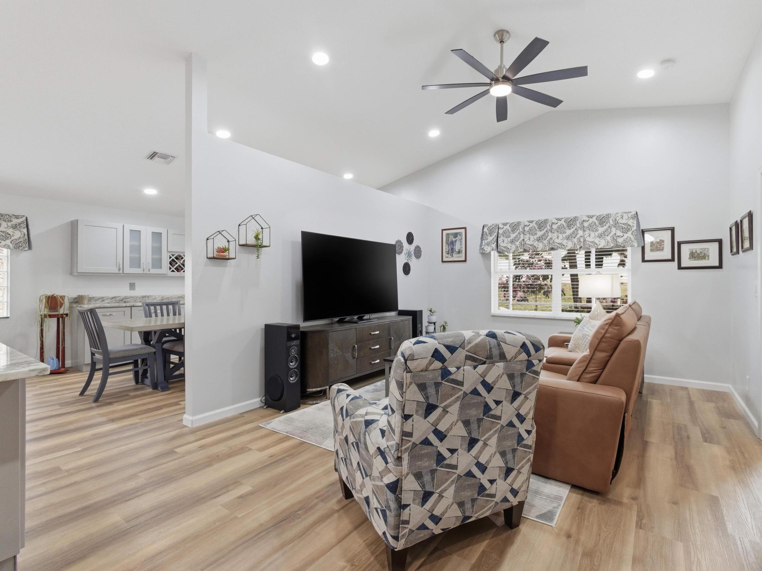 8126 Duomo Circle