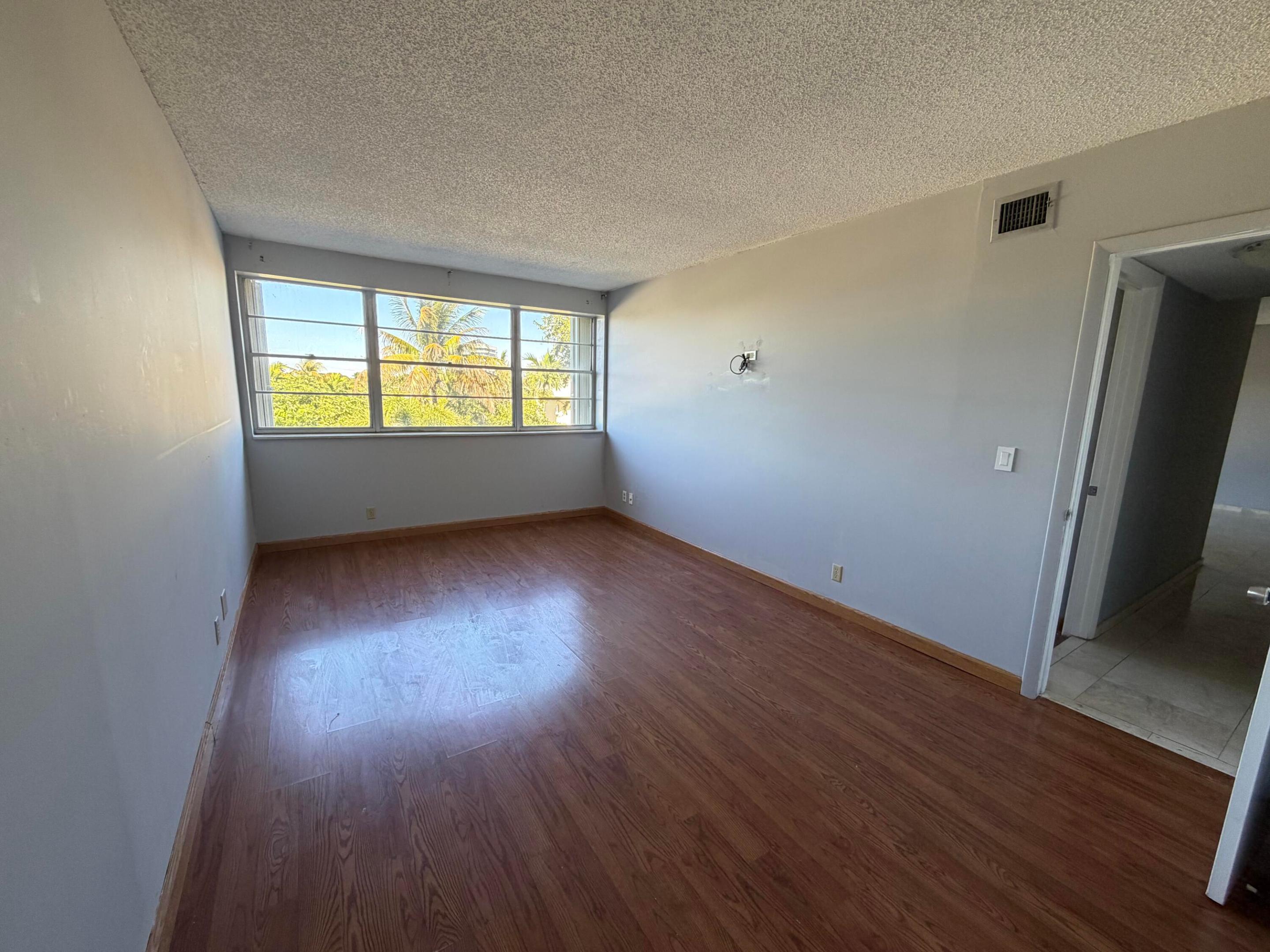 505 Spencer Drive 210