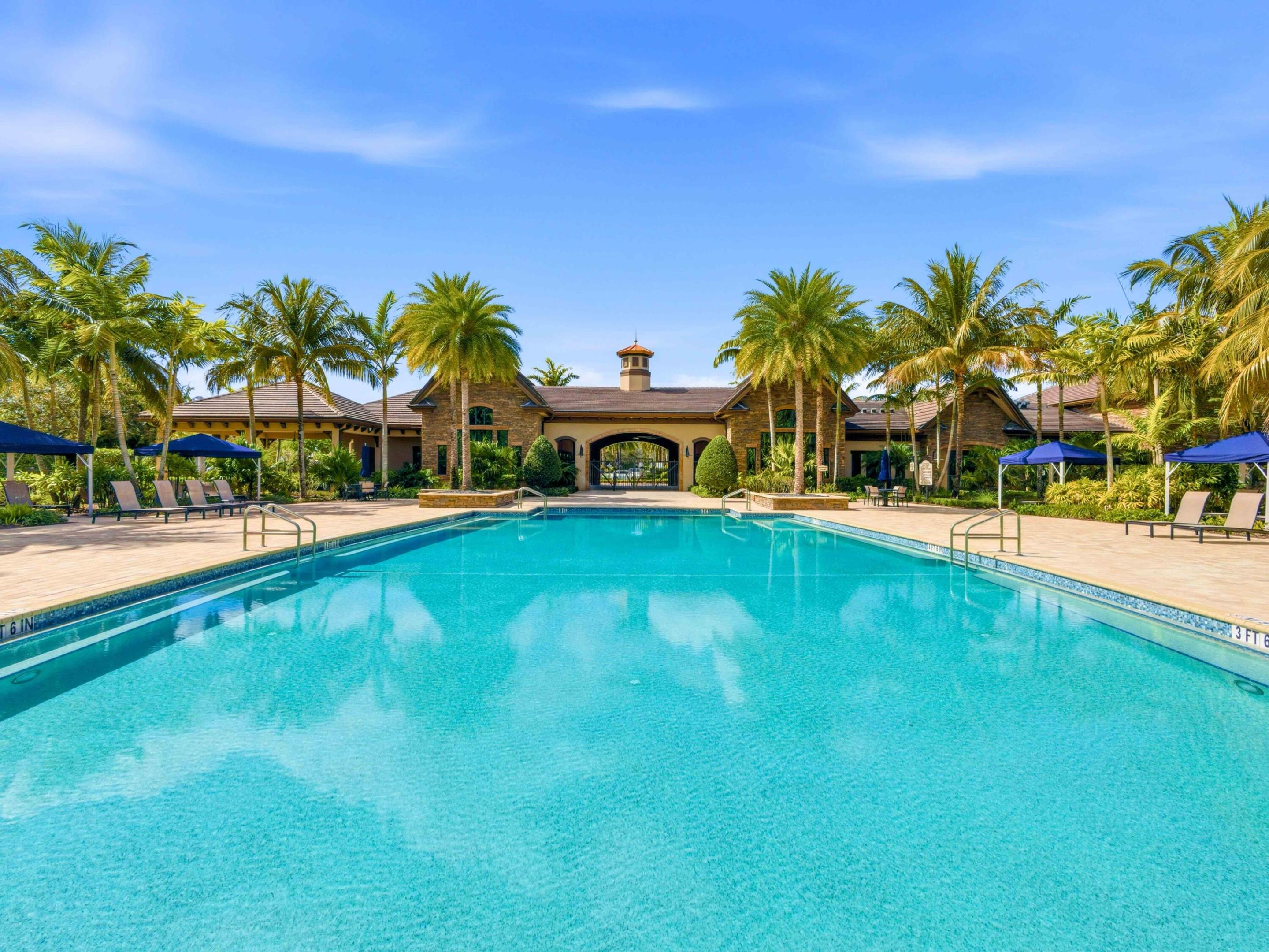 9364 Grand Prix Lane