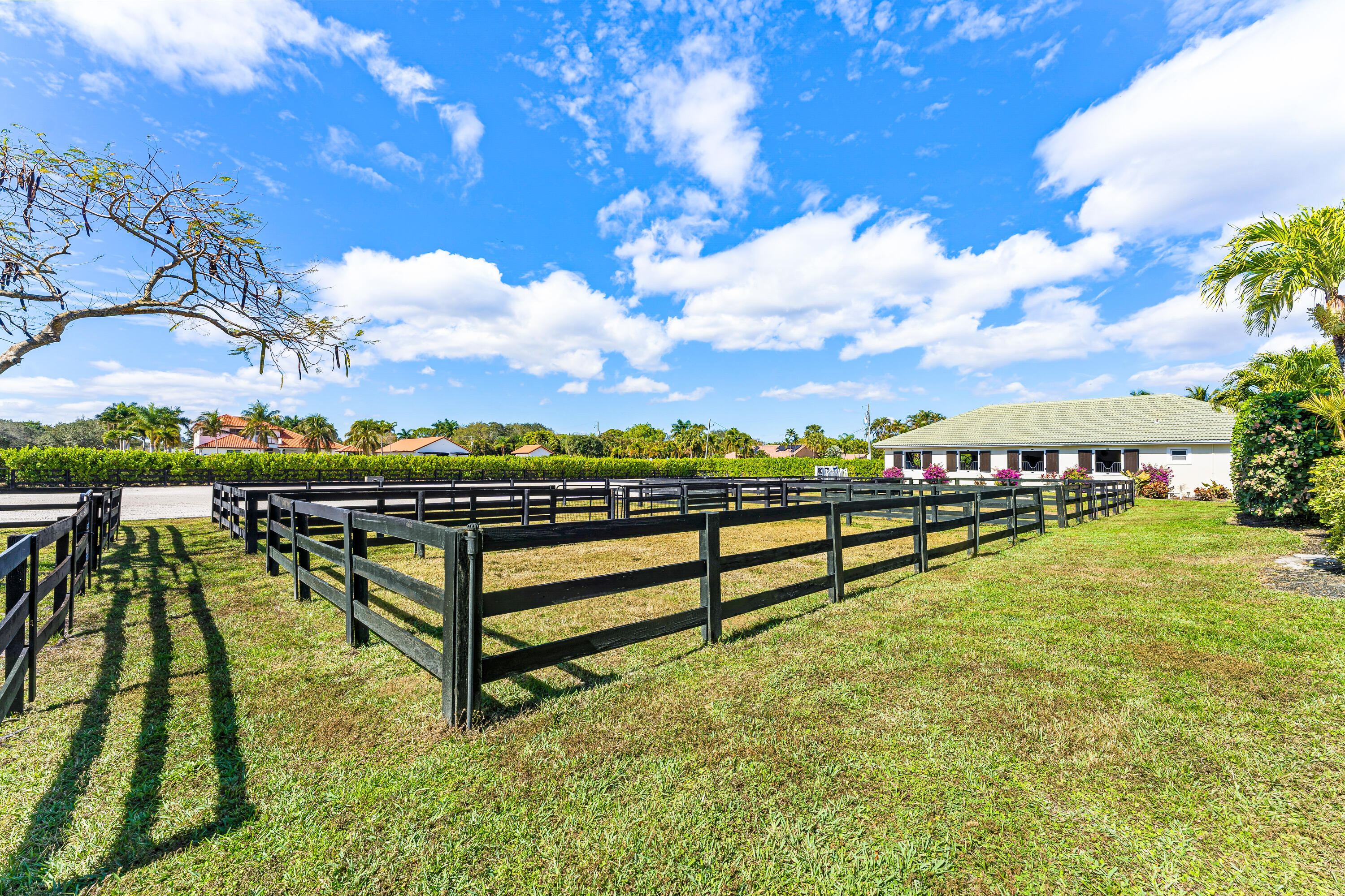 14628 Draft Horse Lane Barn