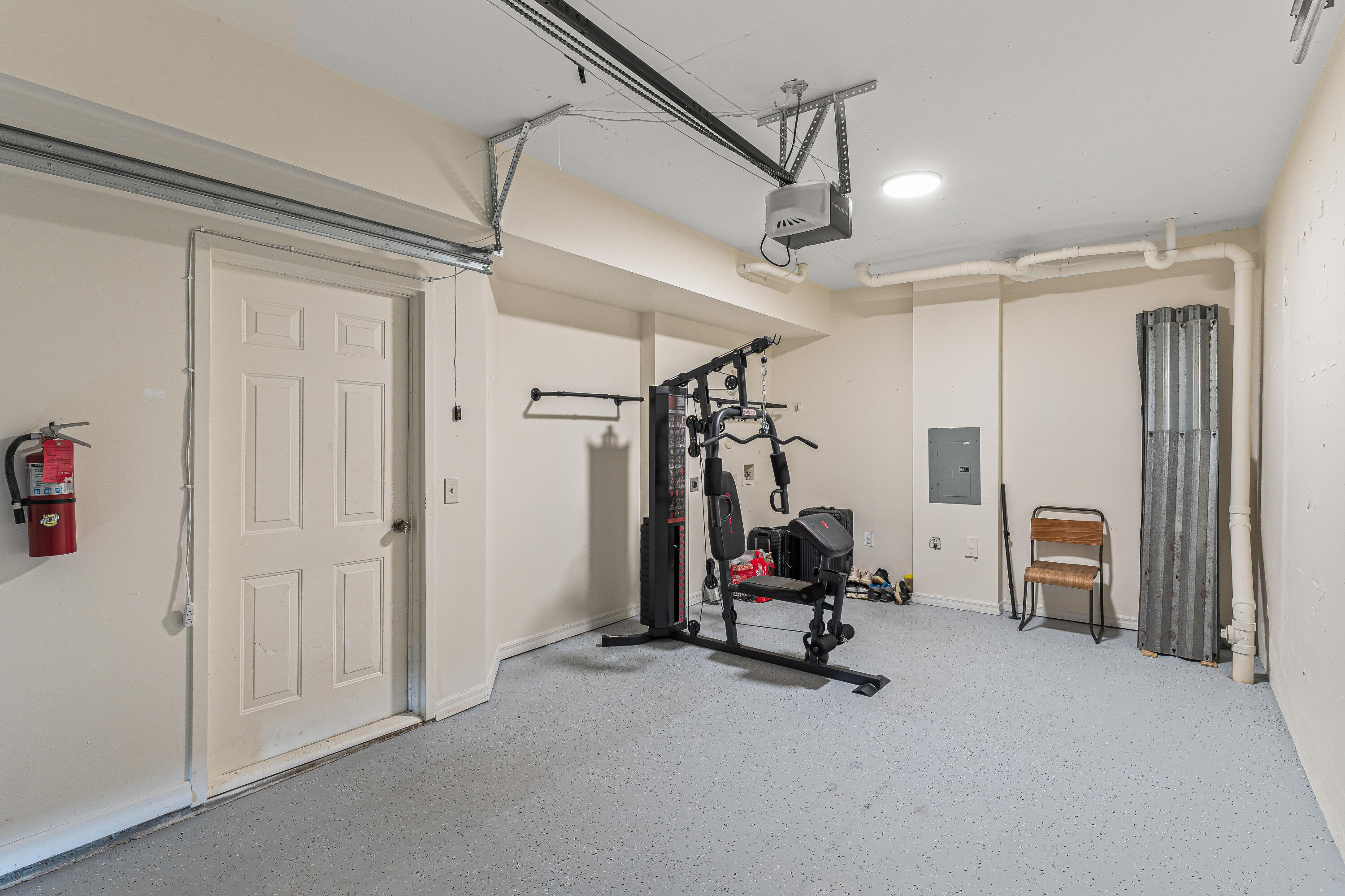 250 Crestwood Circle 102
