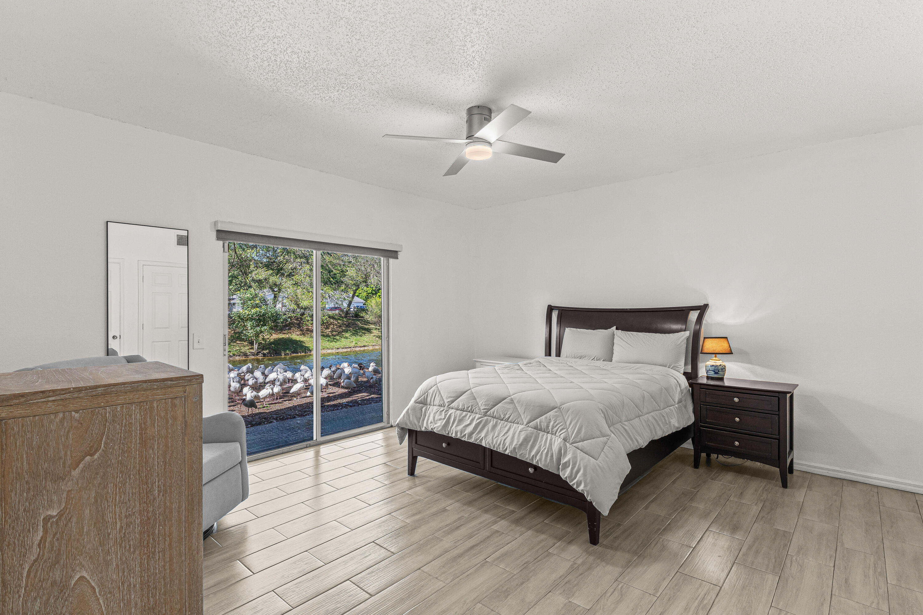 250 Crestwood Circle 102