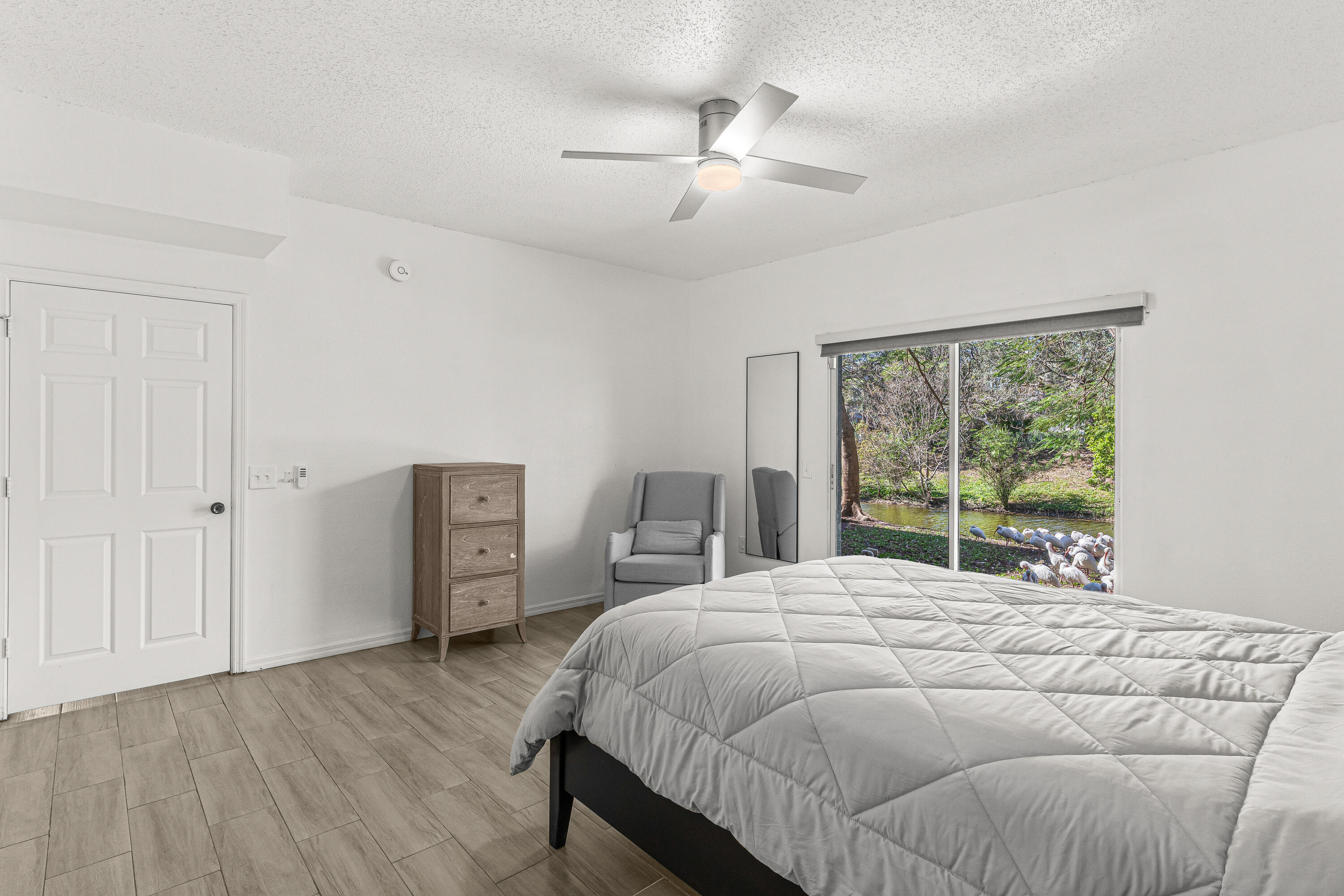 250 Crestwood Circle 102