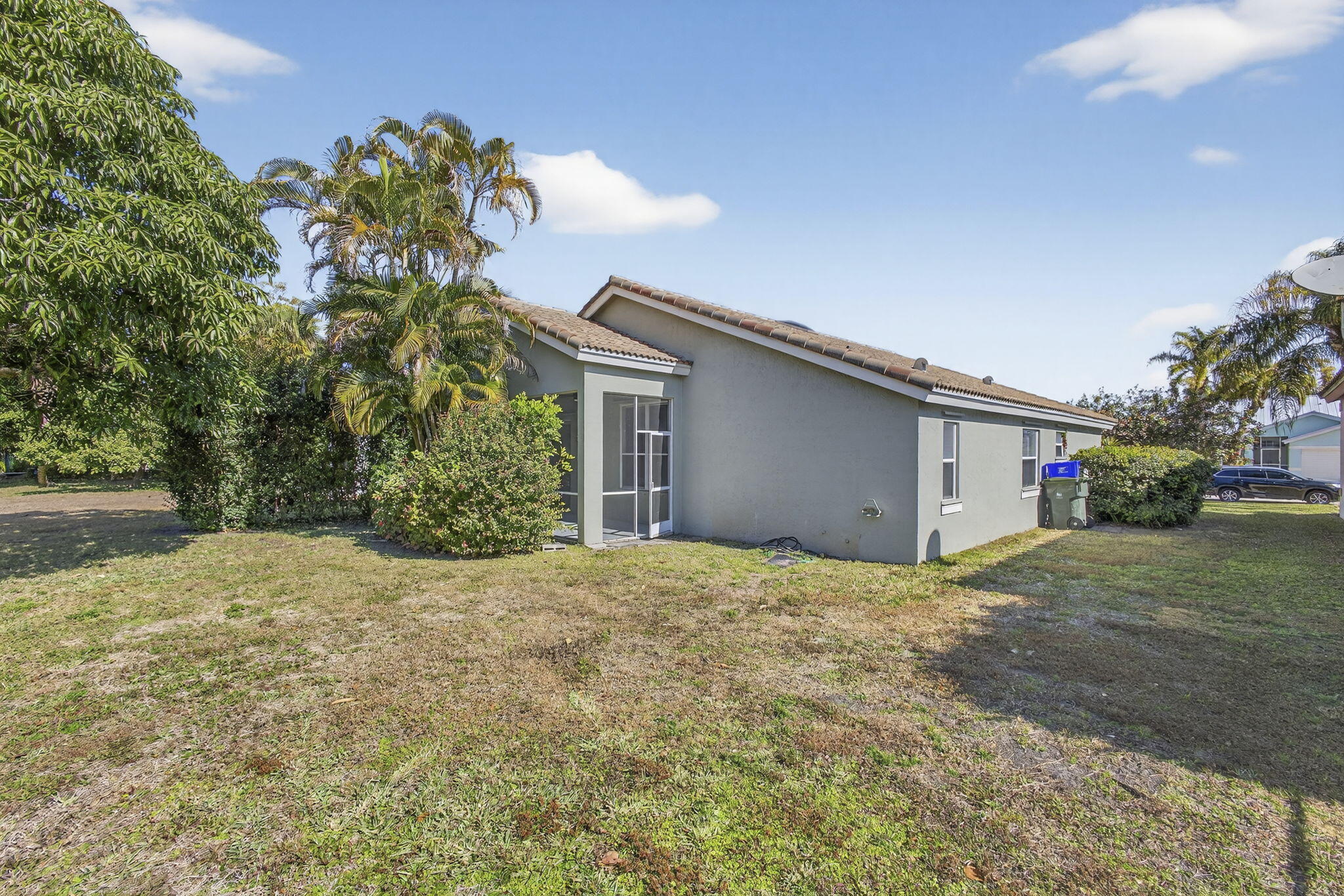 890 Lake Wellington Drive