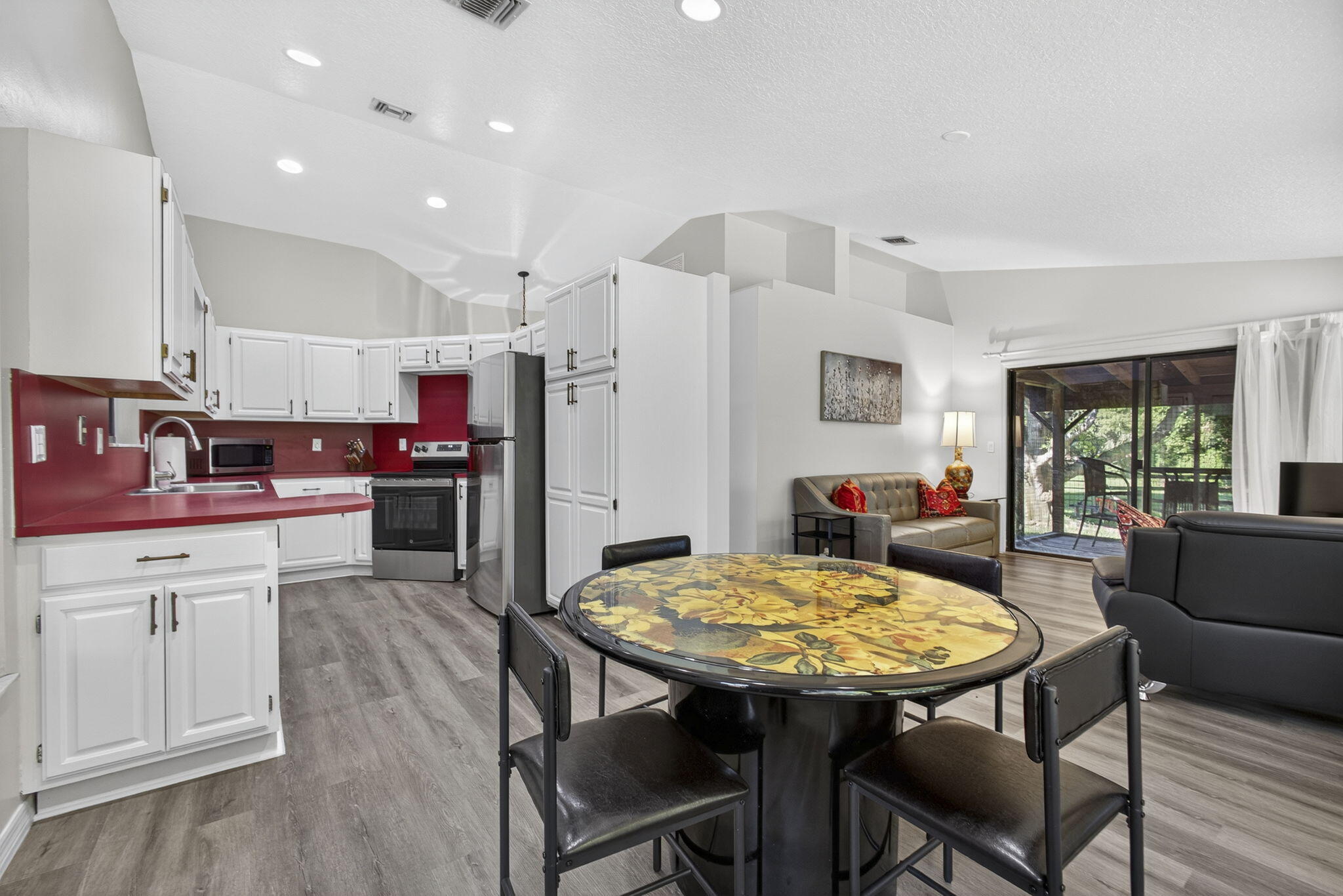852 Cindy Drive