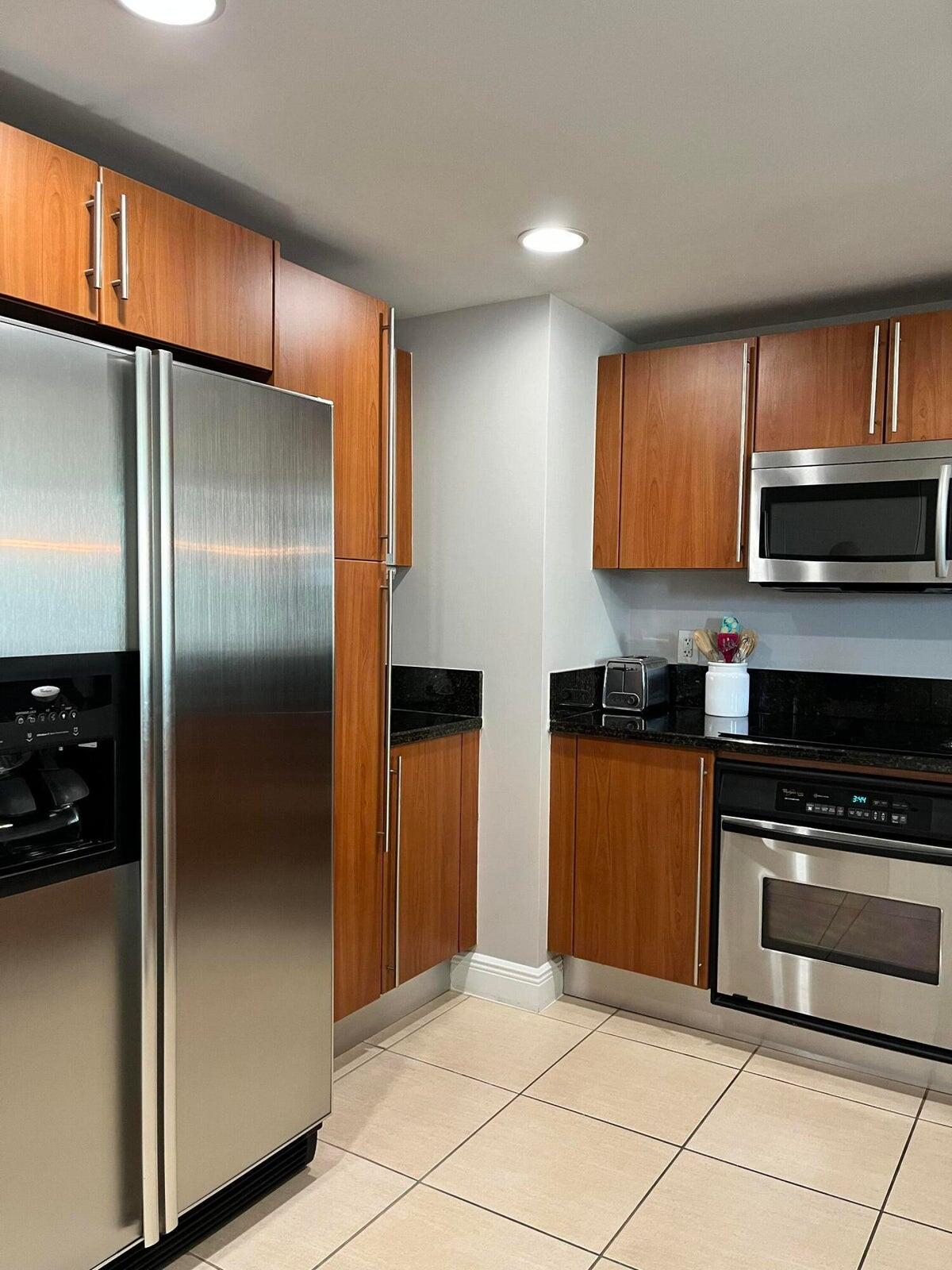 610 Clematis Street 503