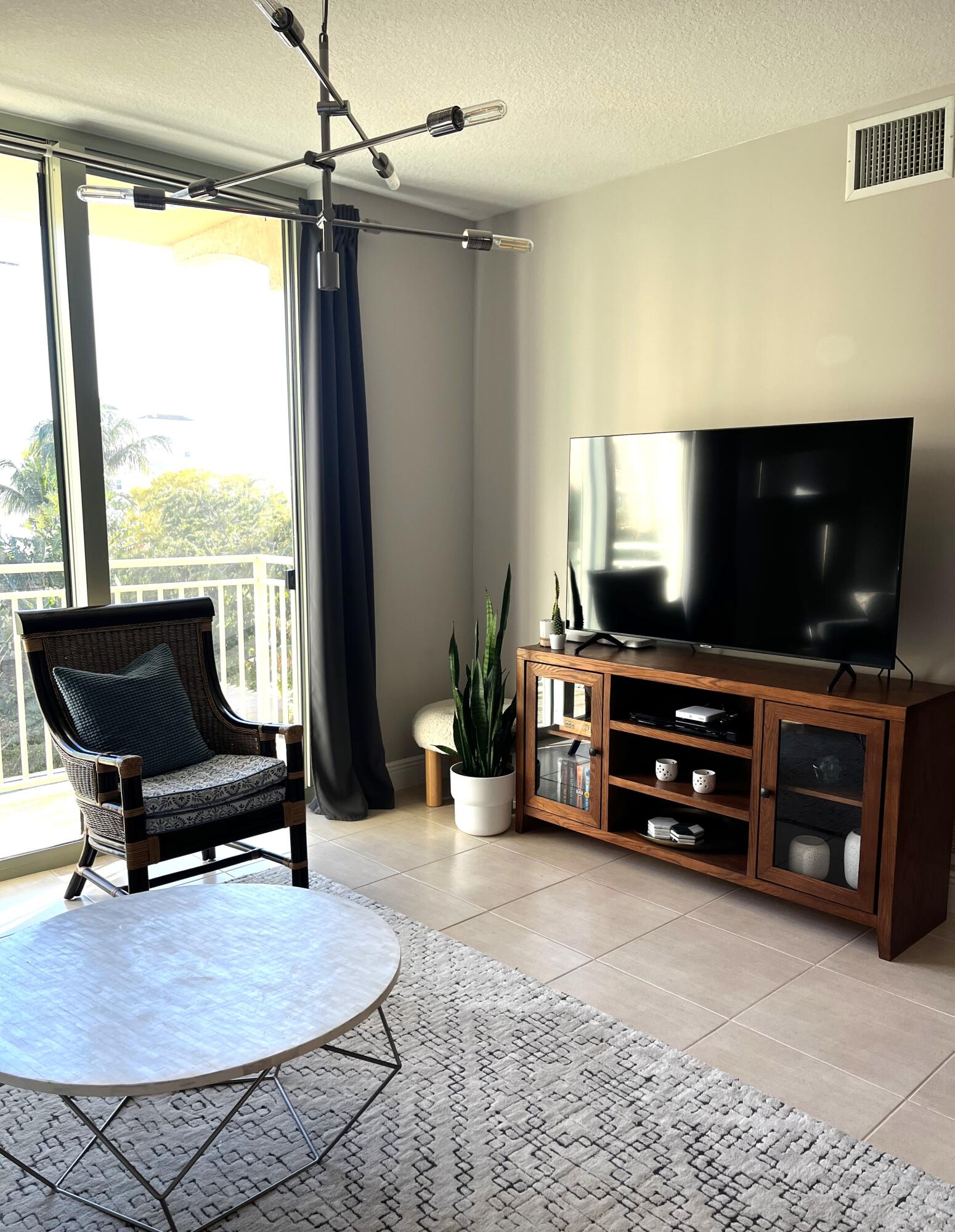 610 Clematis Street 503