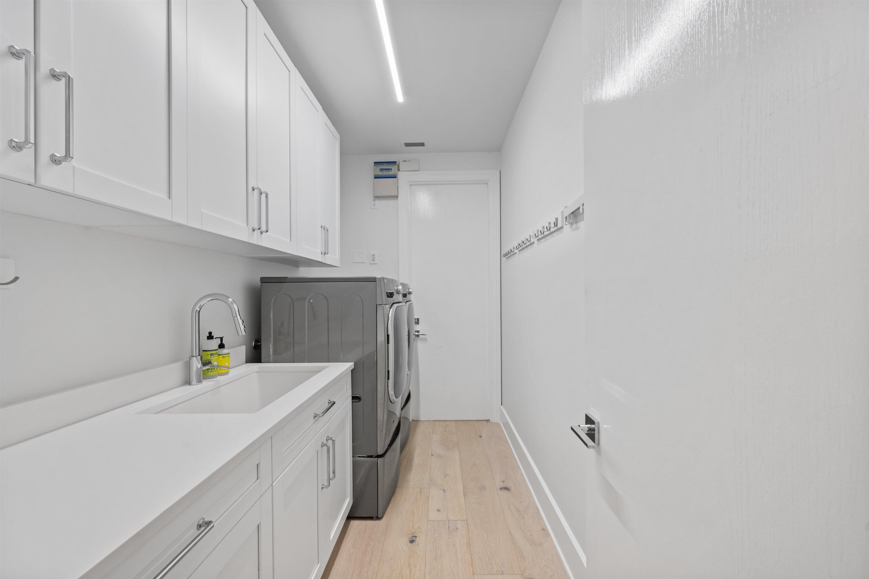 11139 Isle Brook Court