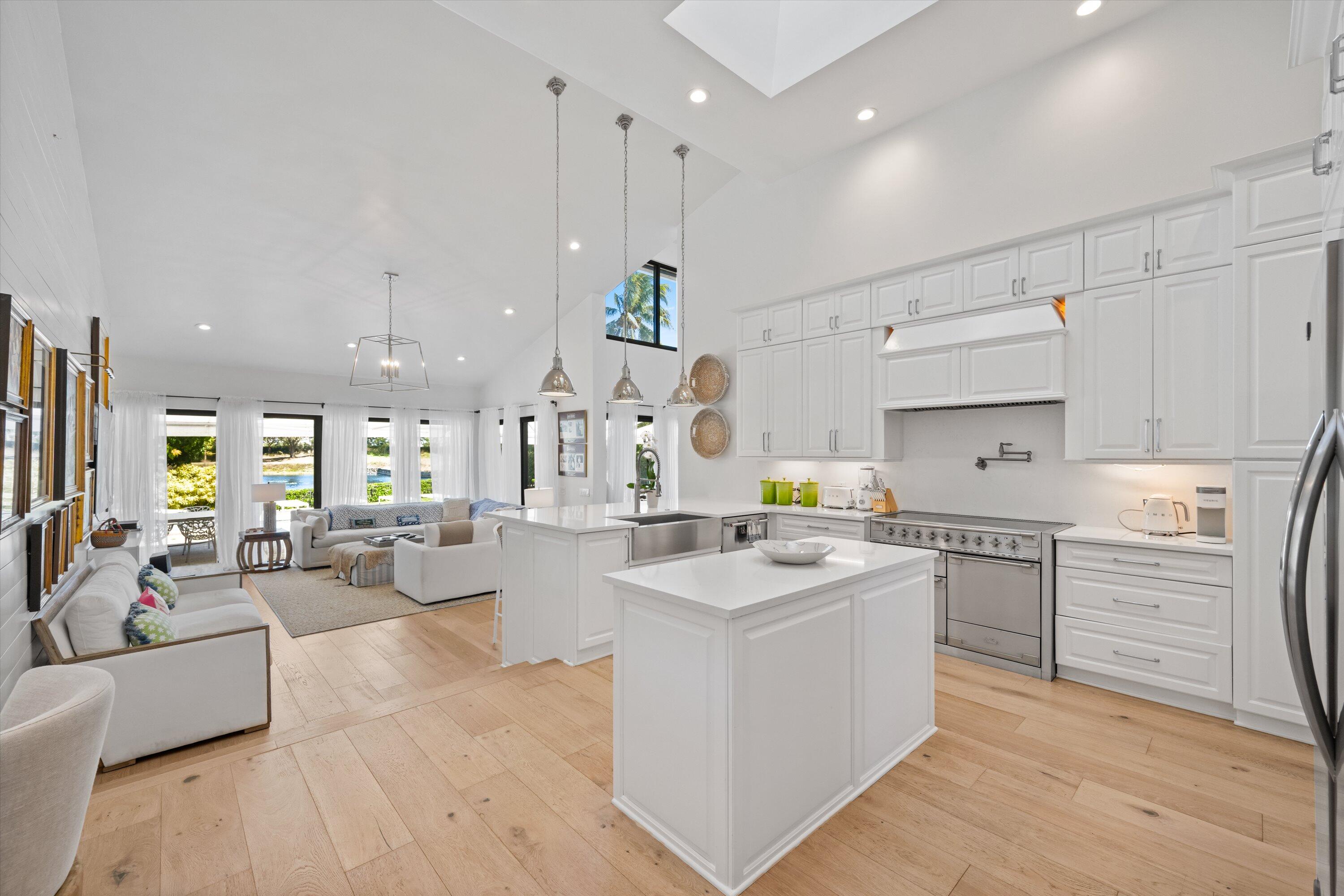 11139 Isle Brook Court