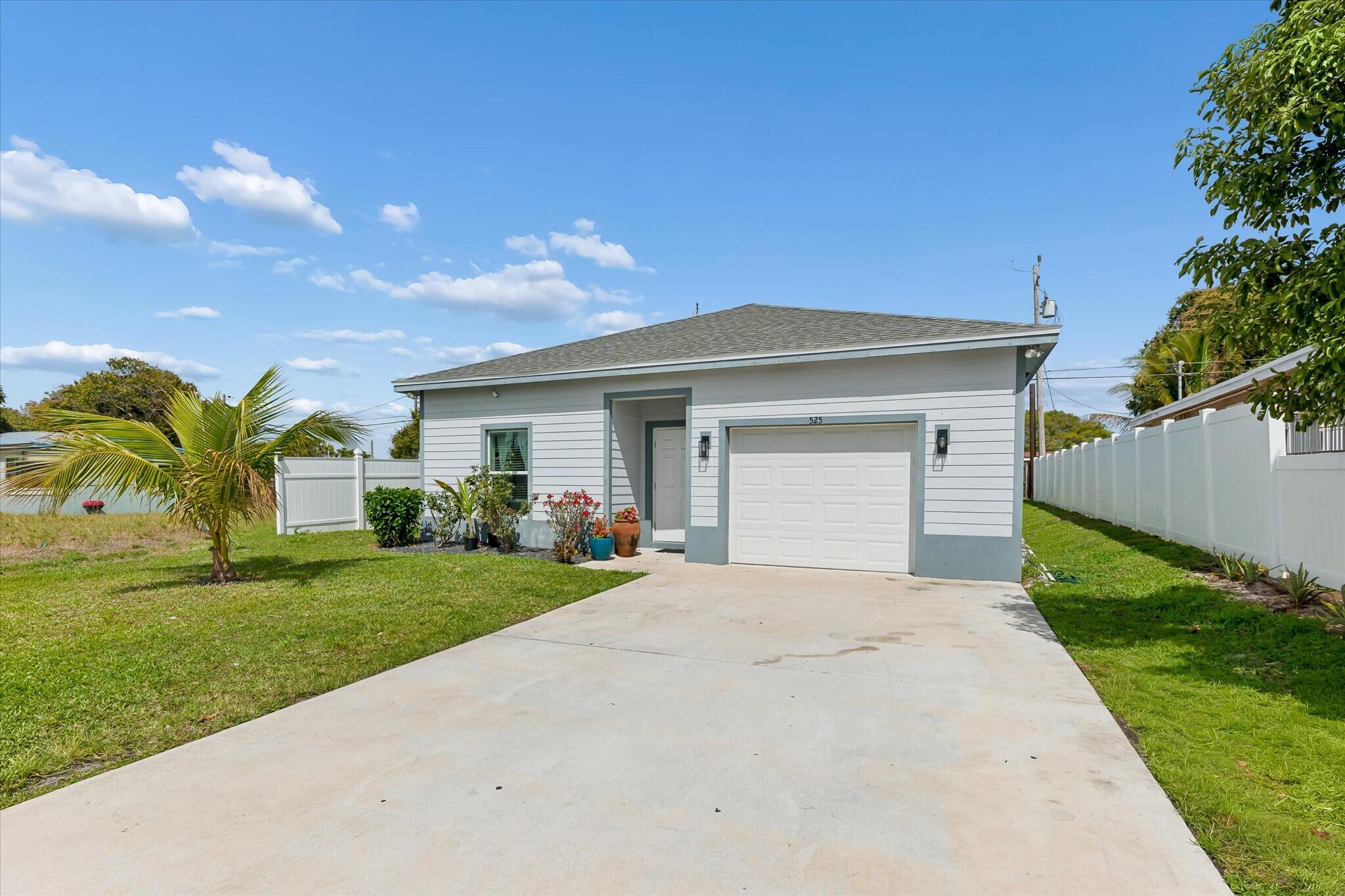 525 NW 12th Avenue