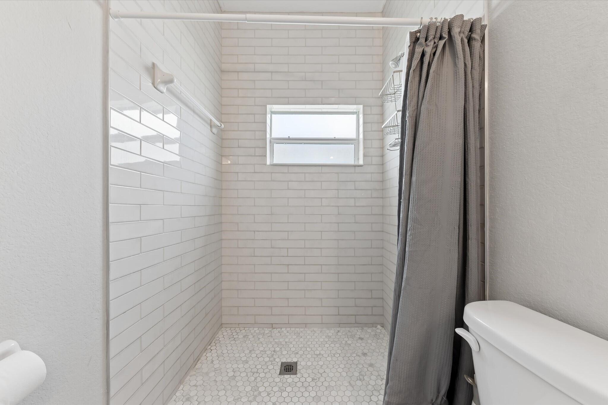 525 NW 12th Avenue