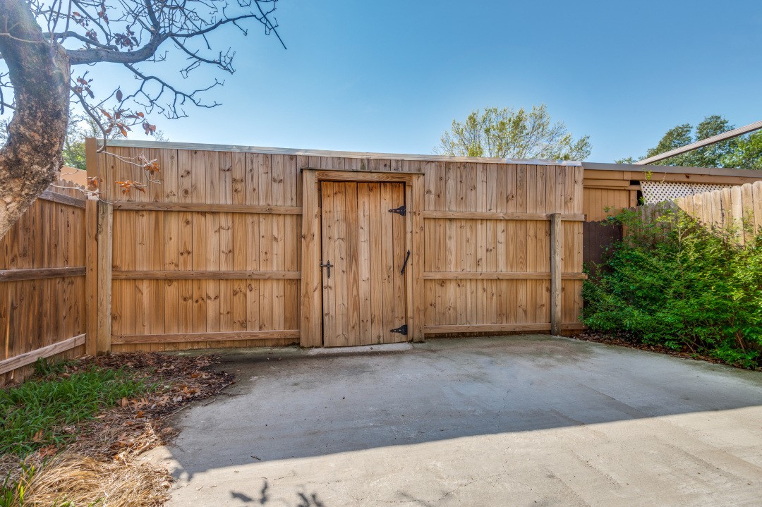 2108 Warnford