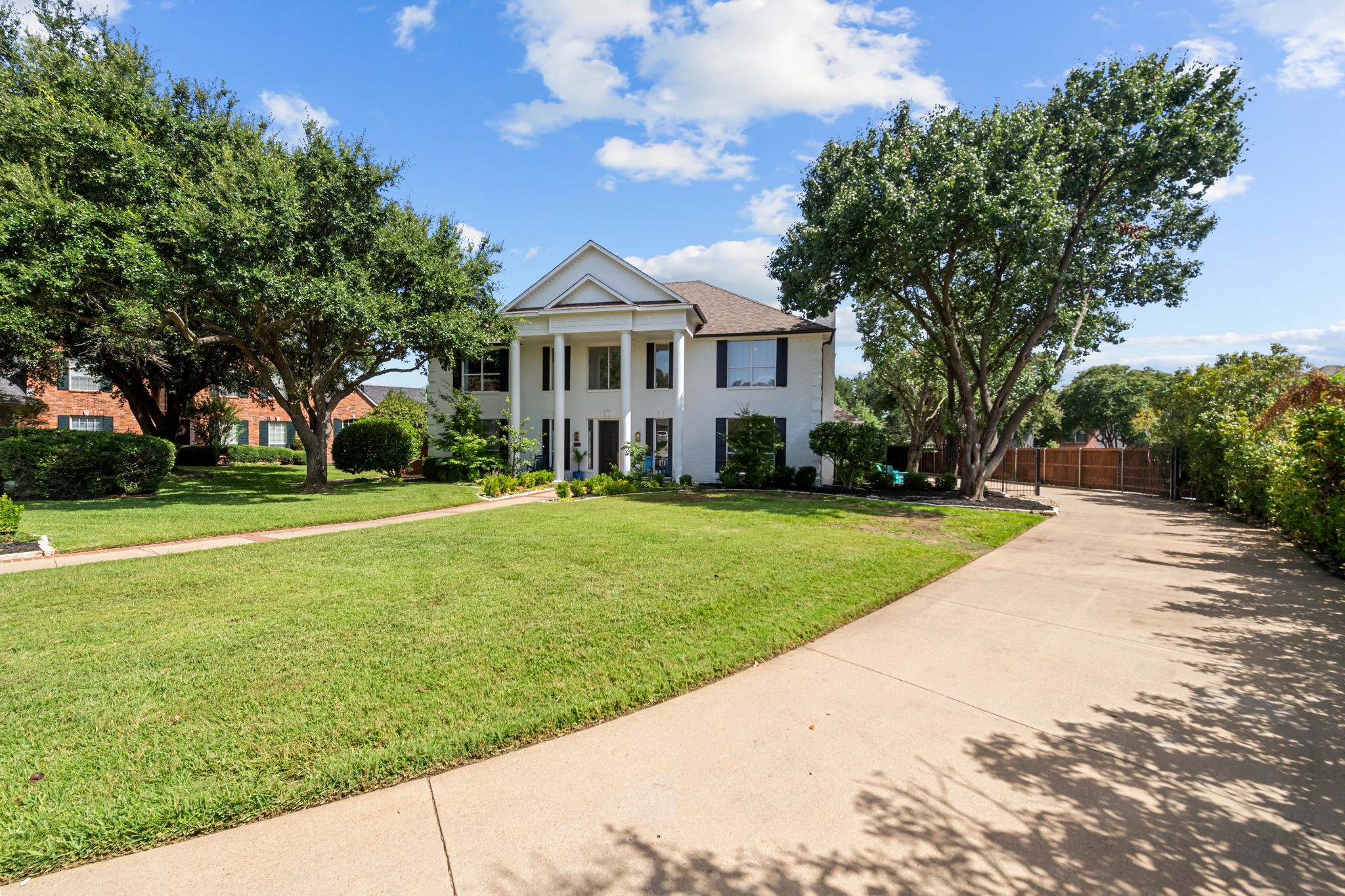 804 Woodcrest Court