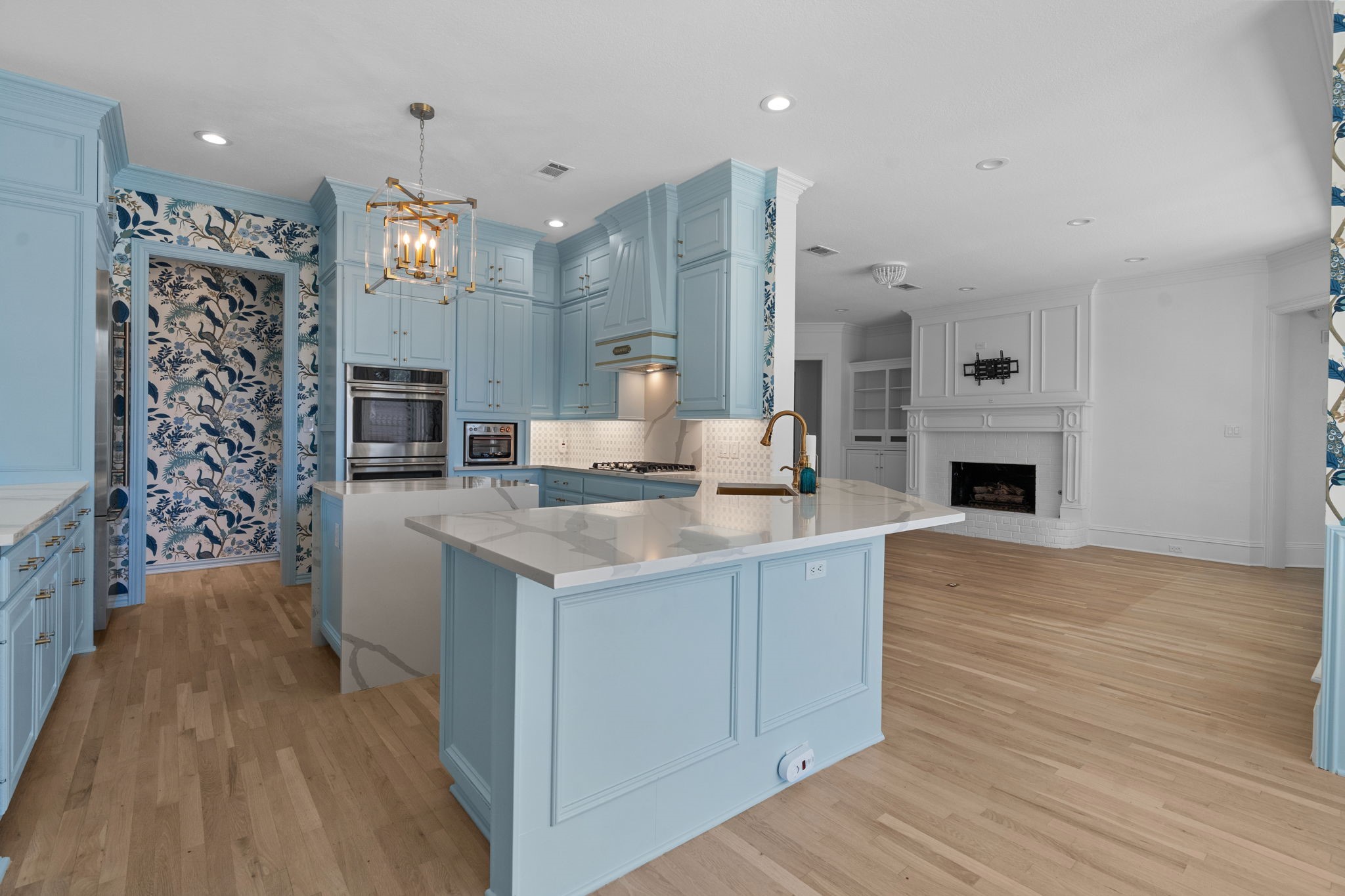 804 Woodcrest Court