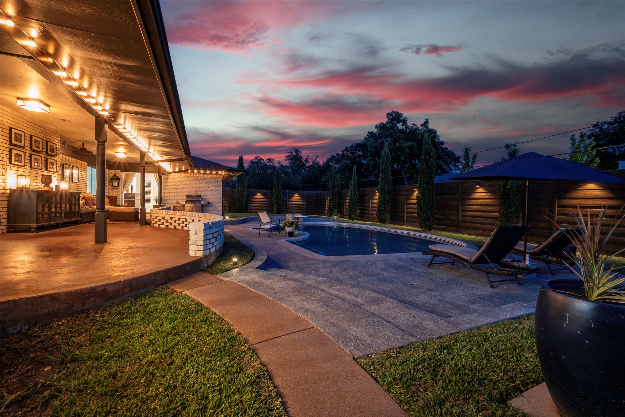 4426 Forest Bend Road