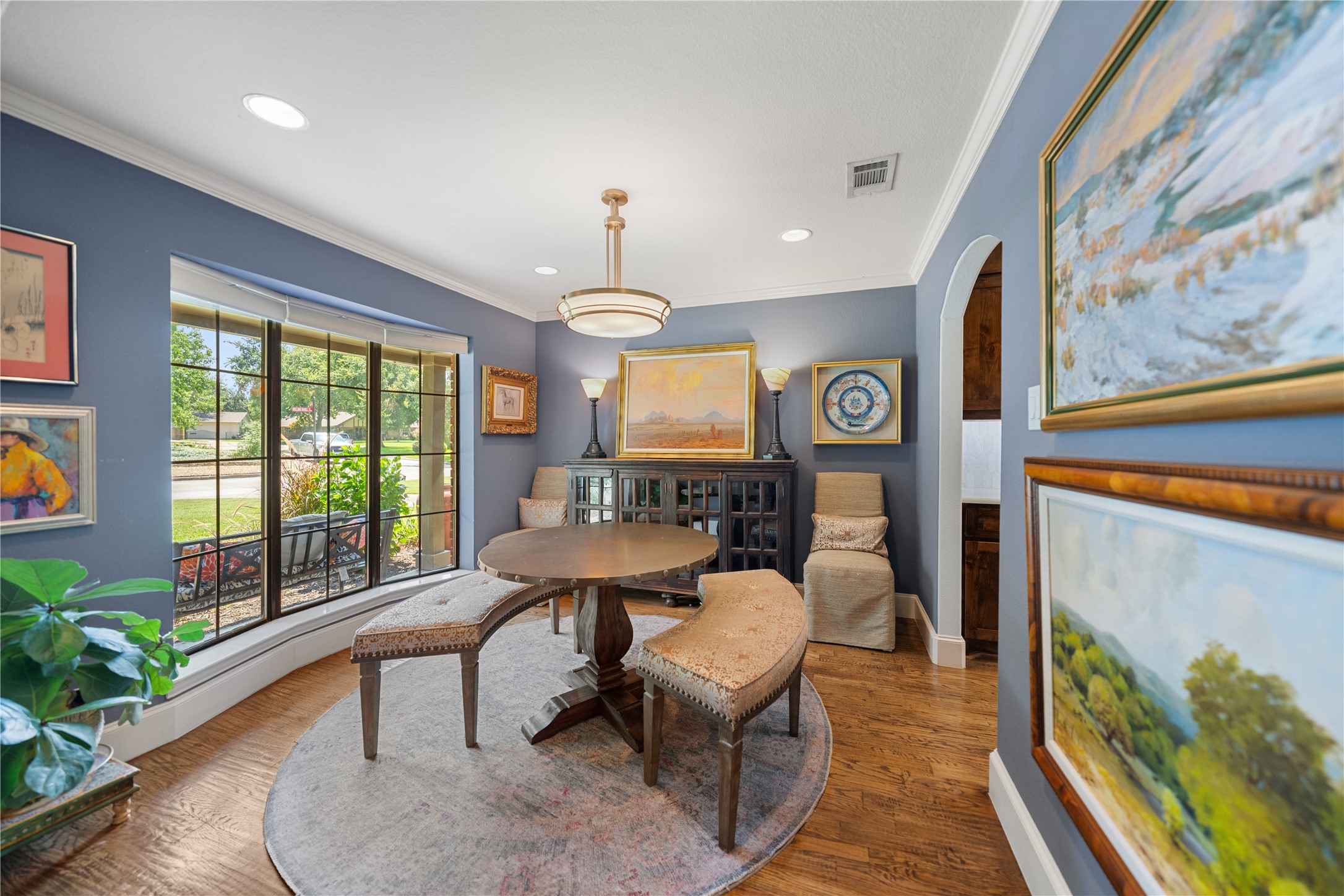 3217 Rolling Knoll Drive