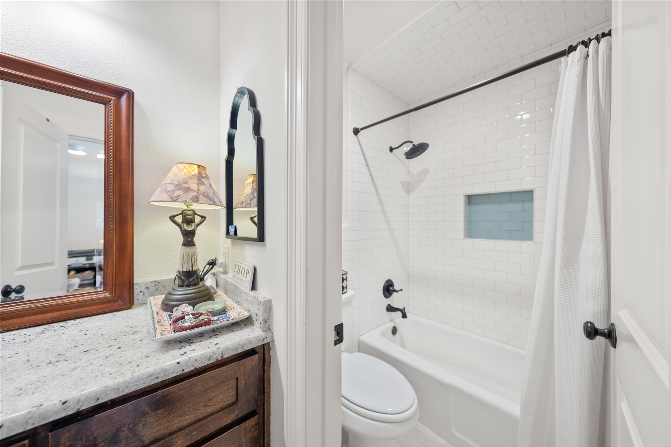 3217 Rolling Knoll Drive