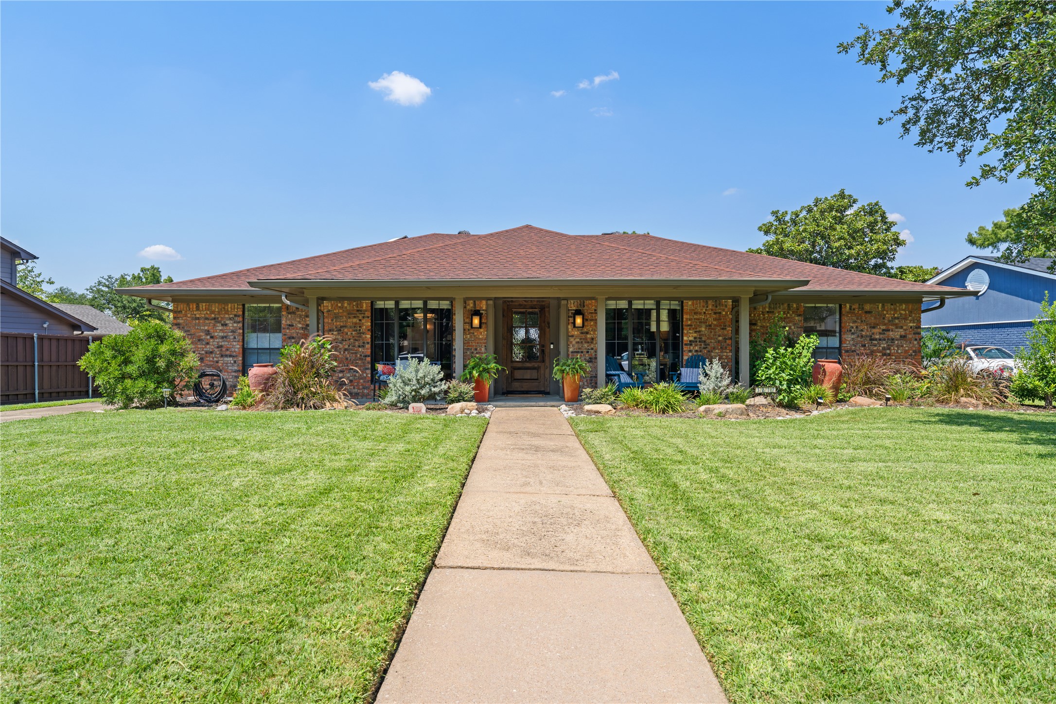 3217 Rolling Knoll Drive