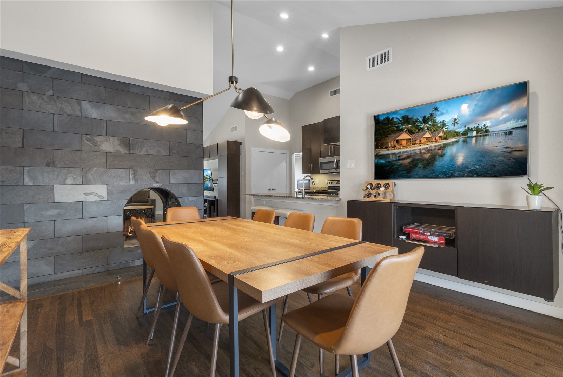 5806 Birchbrook Drive 206