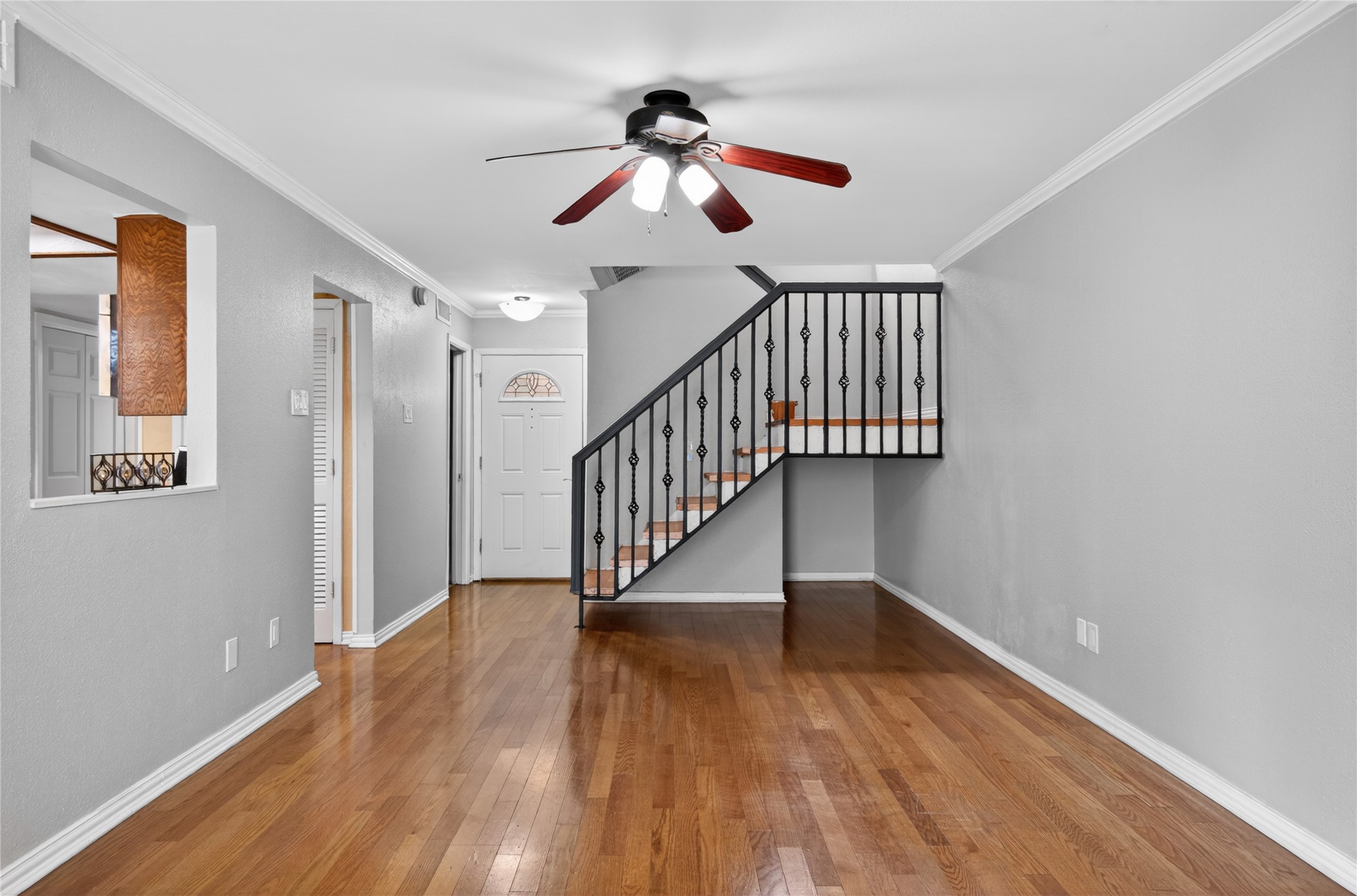 3136 Pin Oak Court