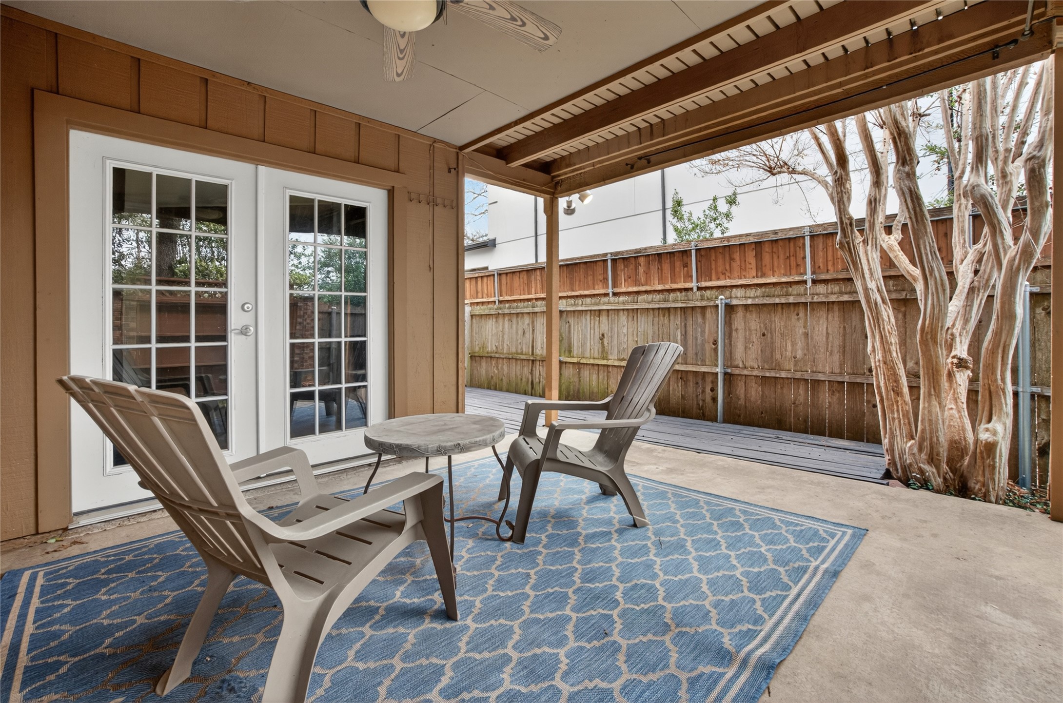 3136 Pin Oak Court
