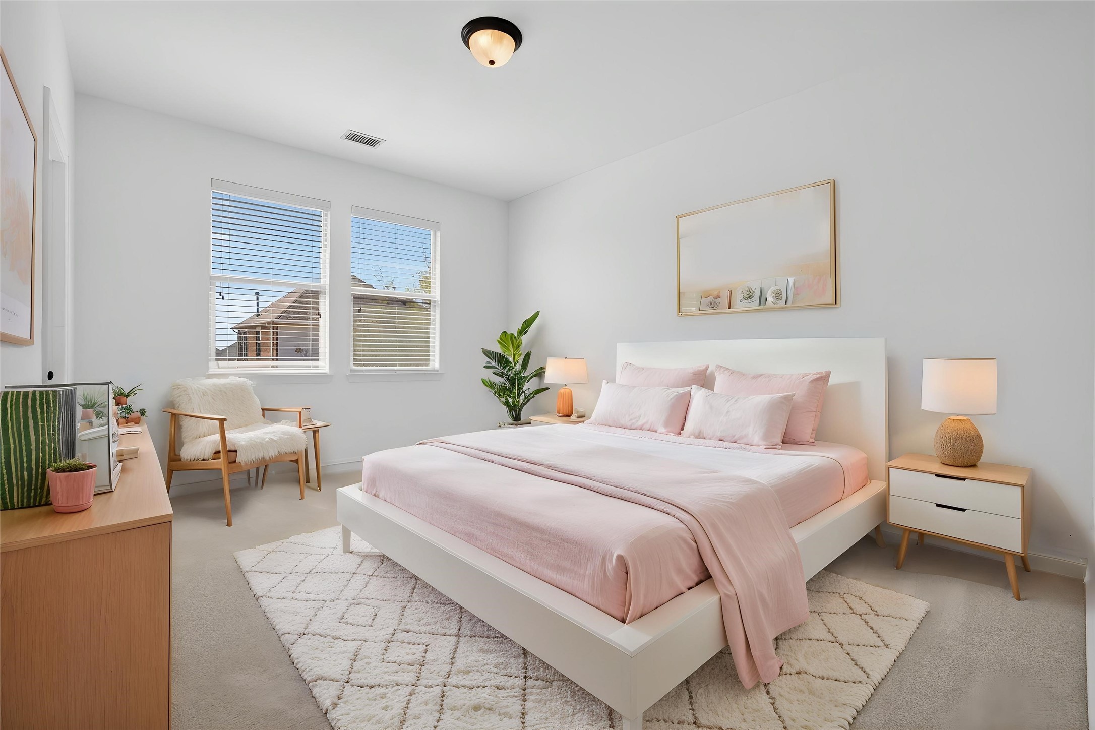2538 Broadway Drive