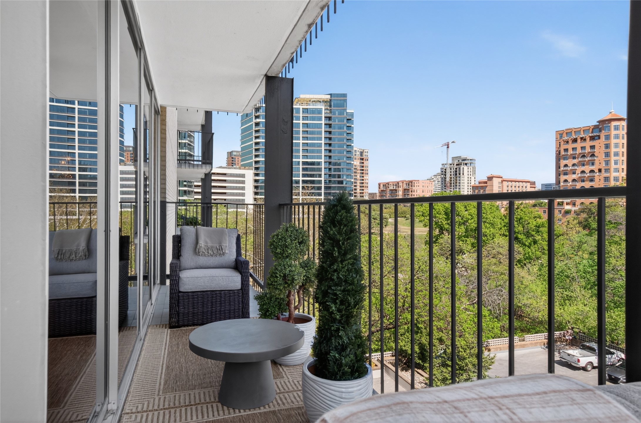 3310 Fairmount Street 7D