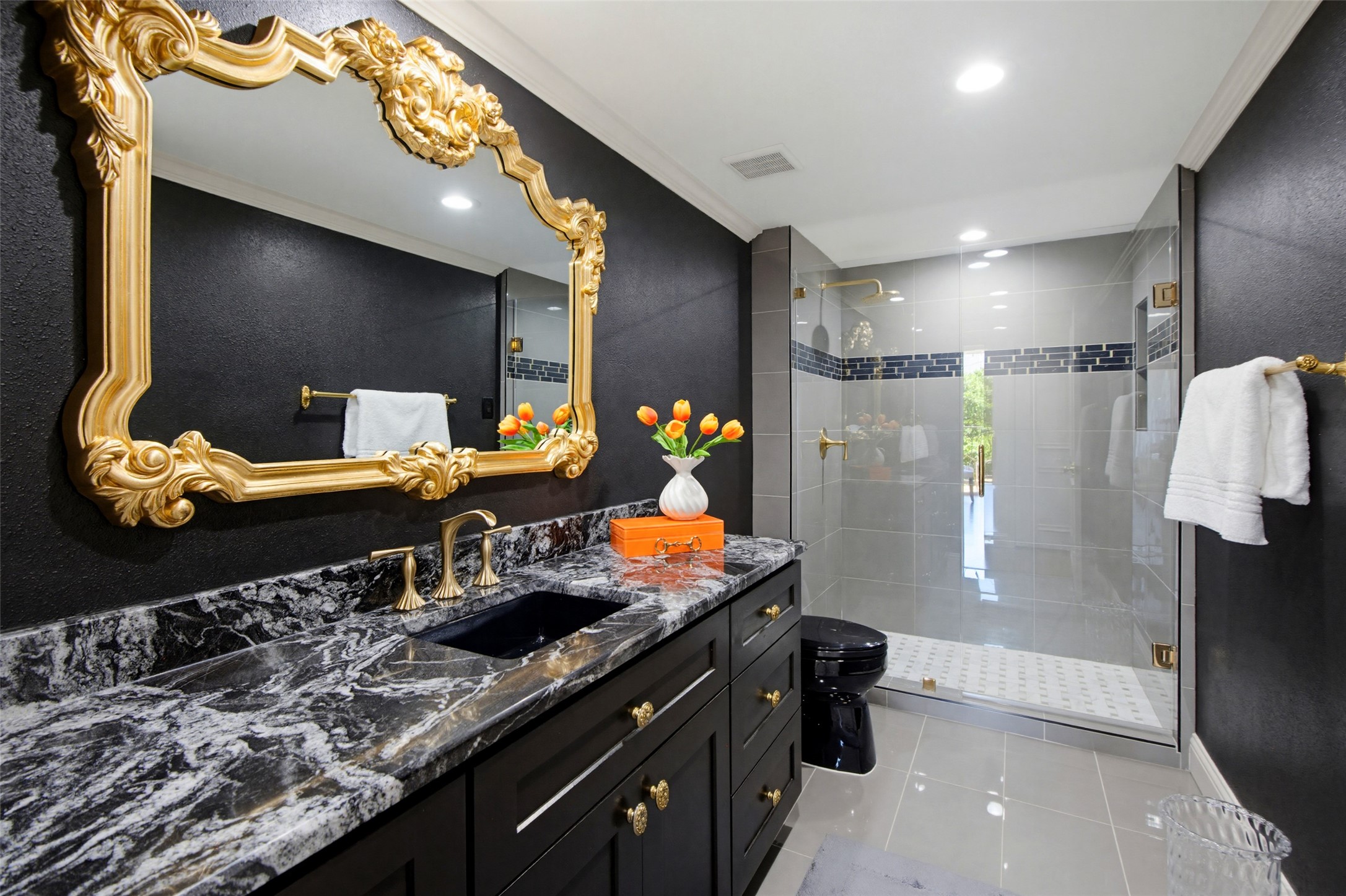 3310 Fairmount Street 7D