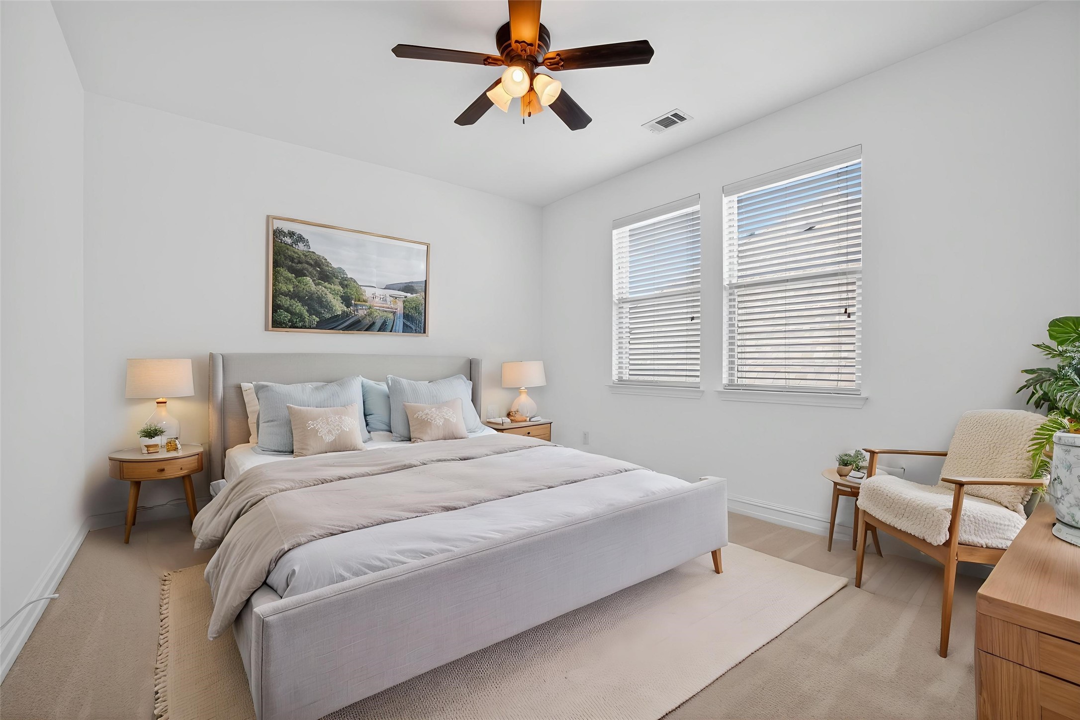 2538 Broadway Drive