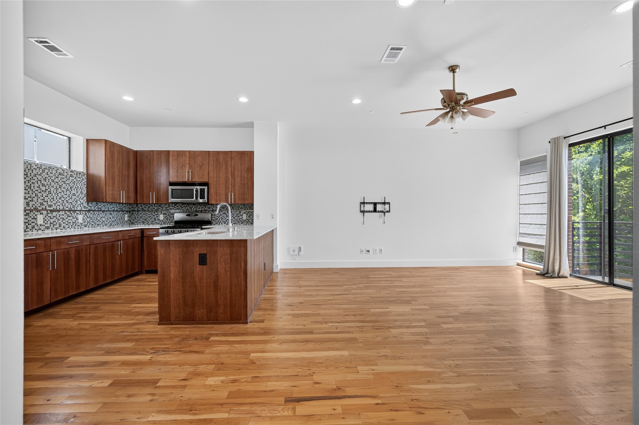3930 Bowser Avenue