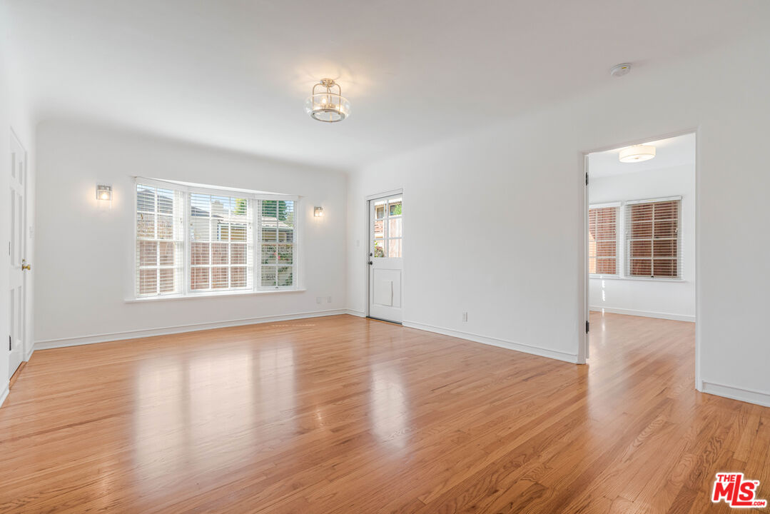 2409 28th St Unit: 1