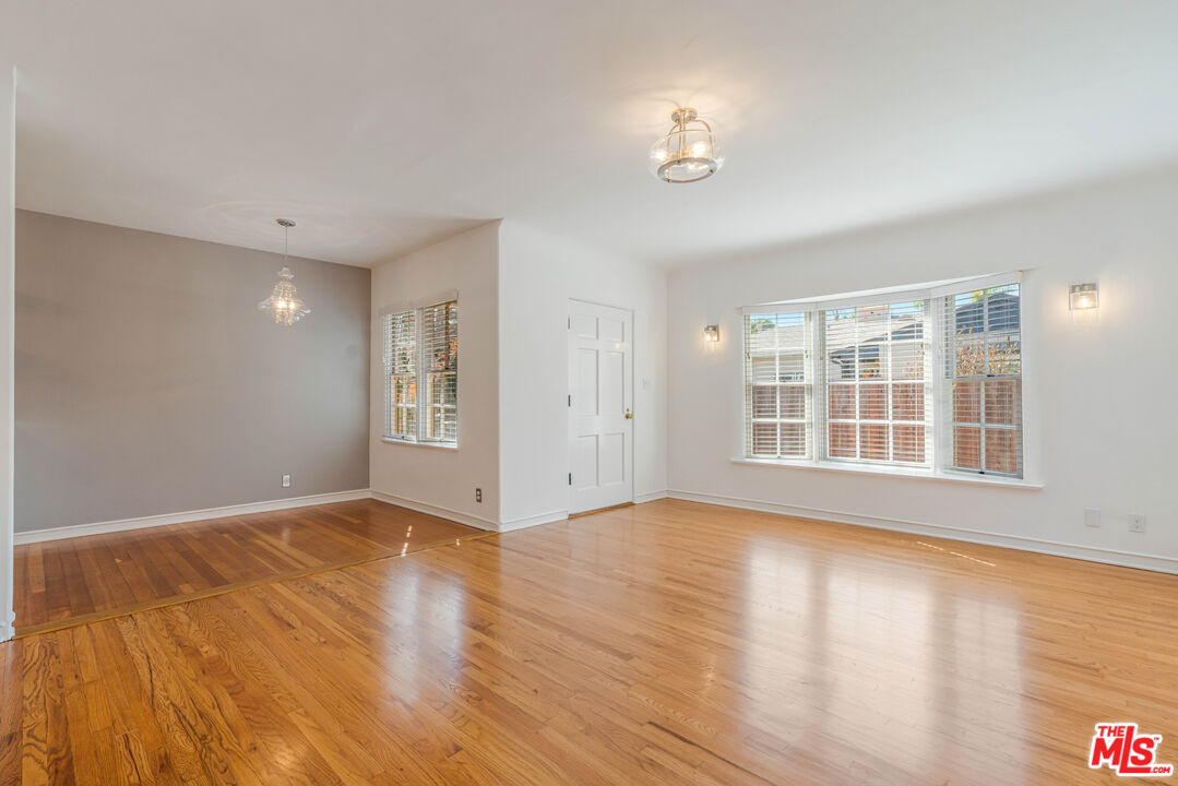 2409 28th St Unit: 1