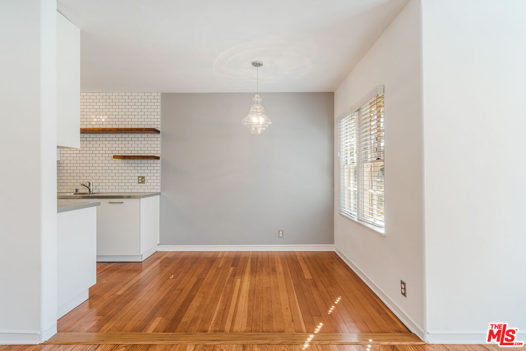 2409 28th St Unit: 1