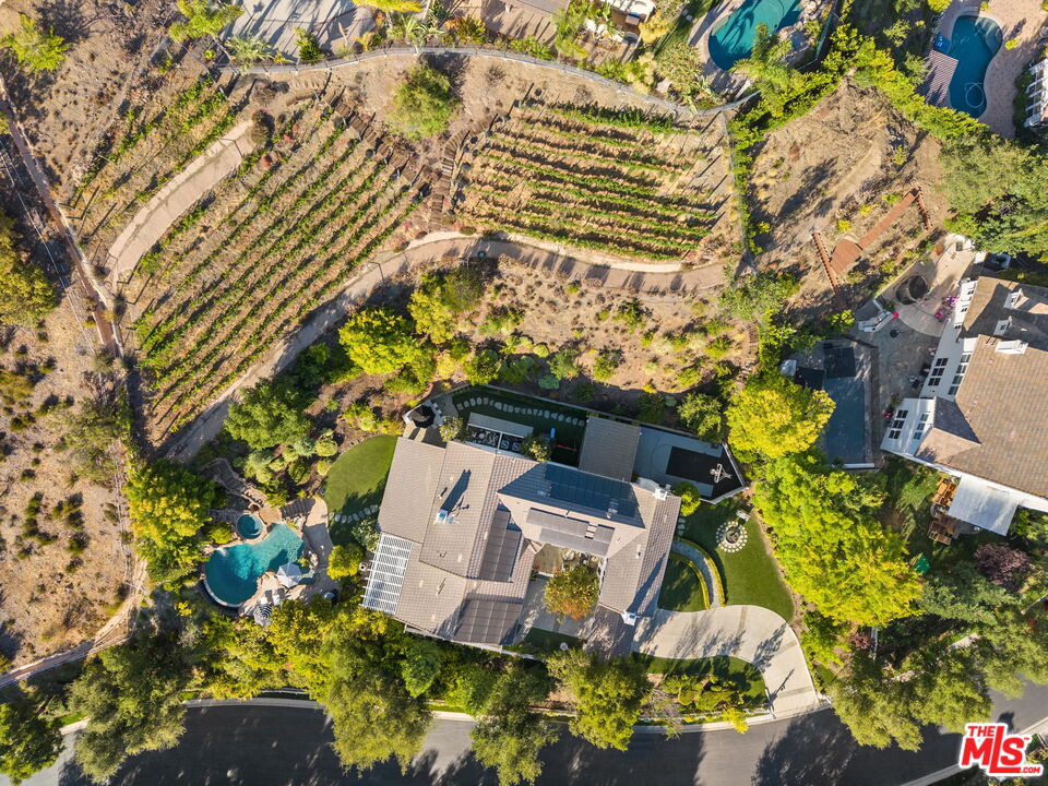 1416 Caitlyn Cir