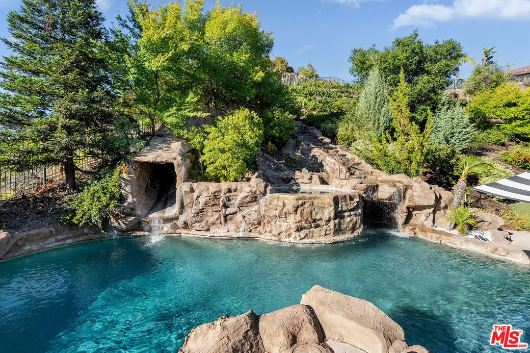 1416 Caitlyn Cir