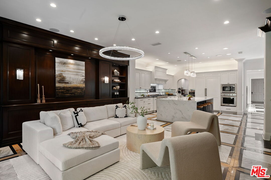 1416 Caitlyn Cir