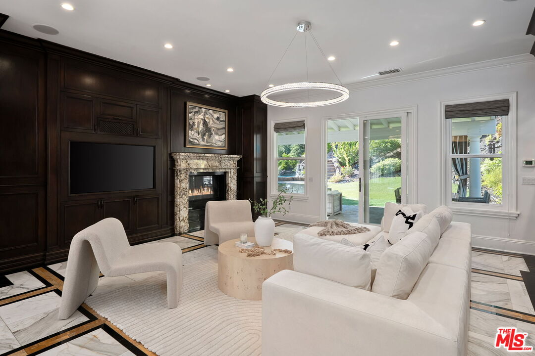 1416 Caitlyn Cir